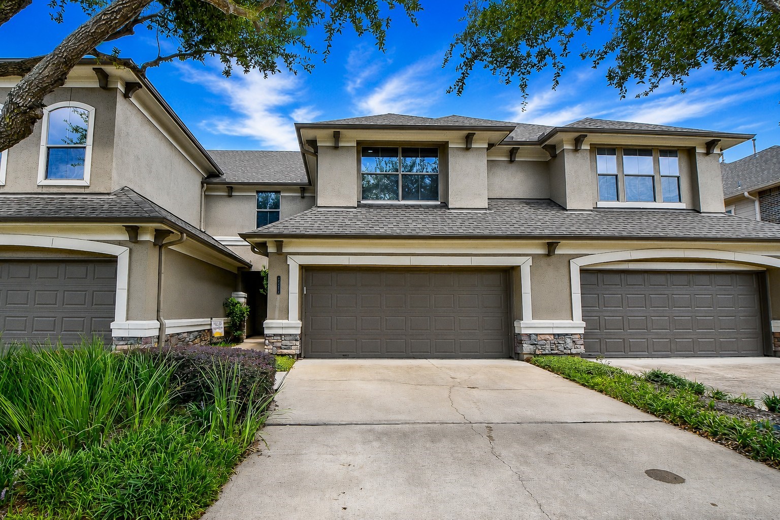 4212 Stonebridge Drive Property Photo 1