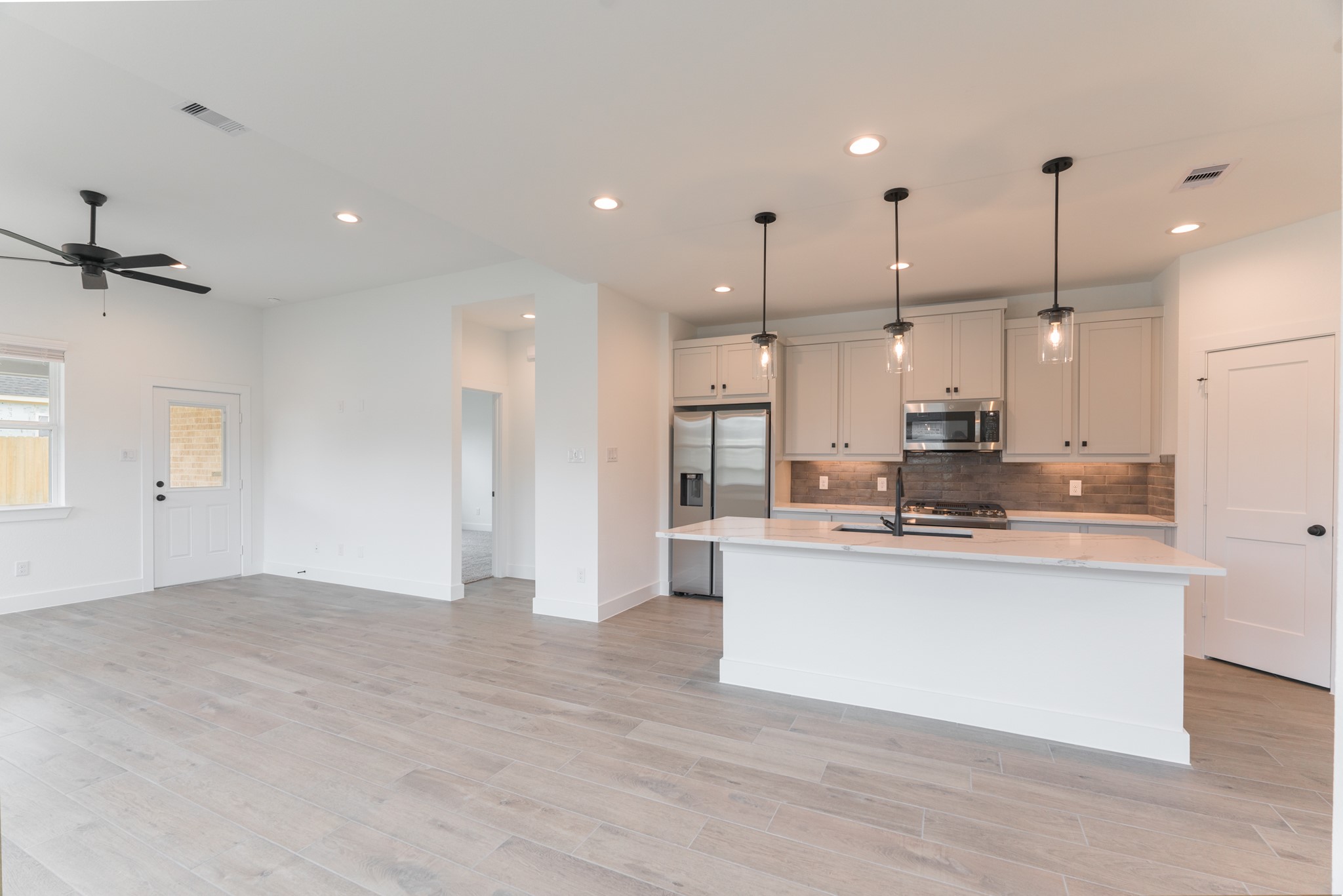 10528 Wild Rice Property Photo 8
