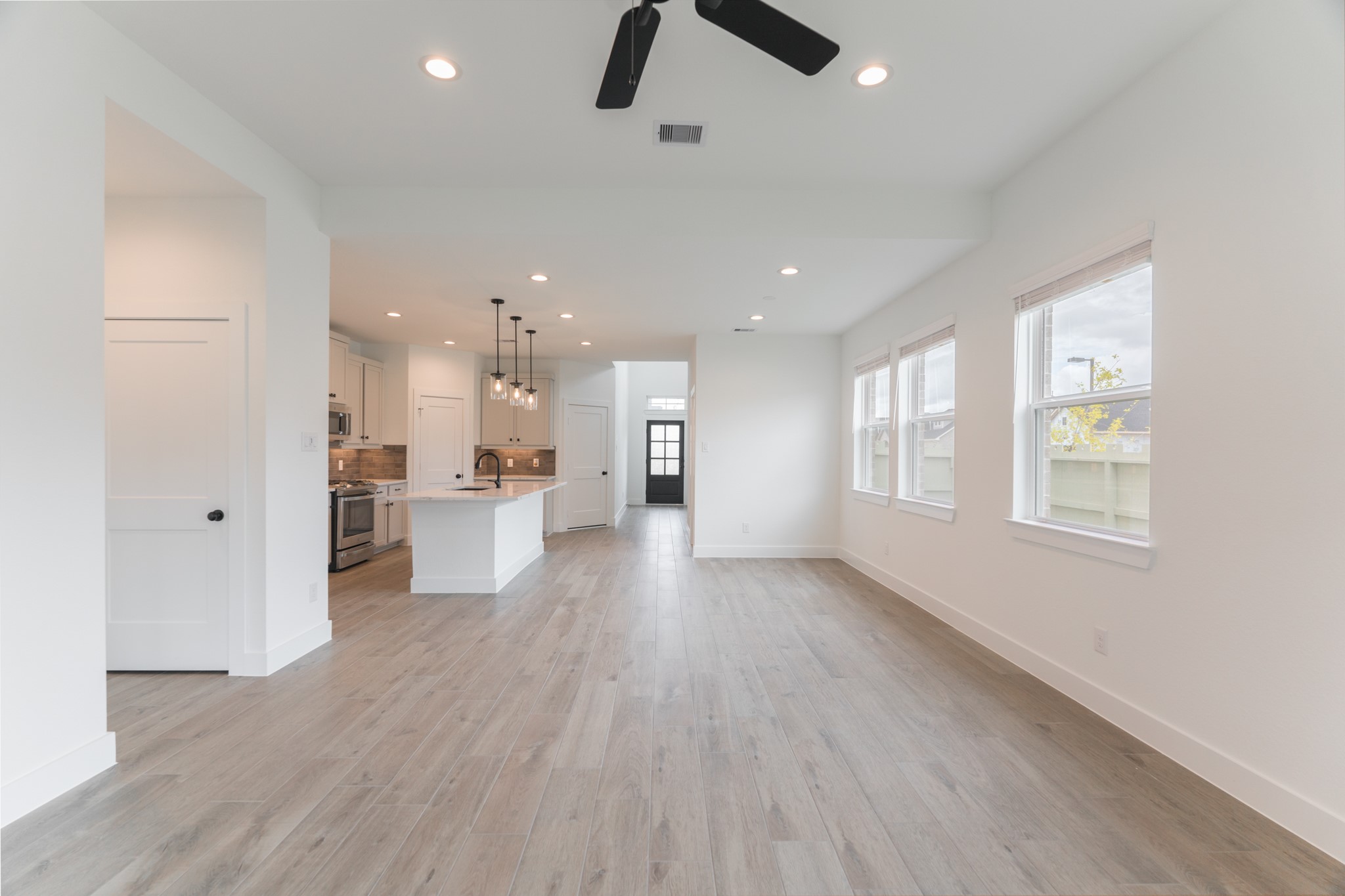 10528 Wild Rice Property Photo 13