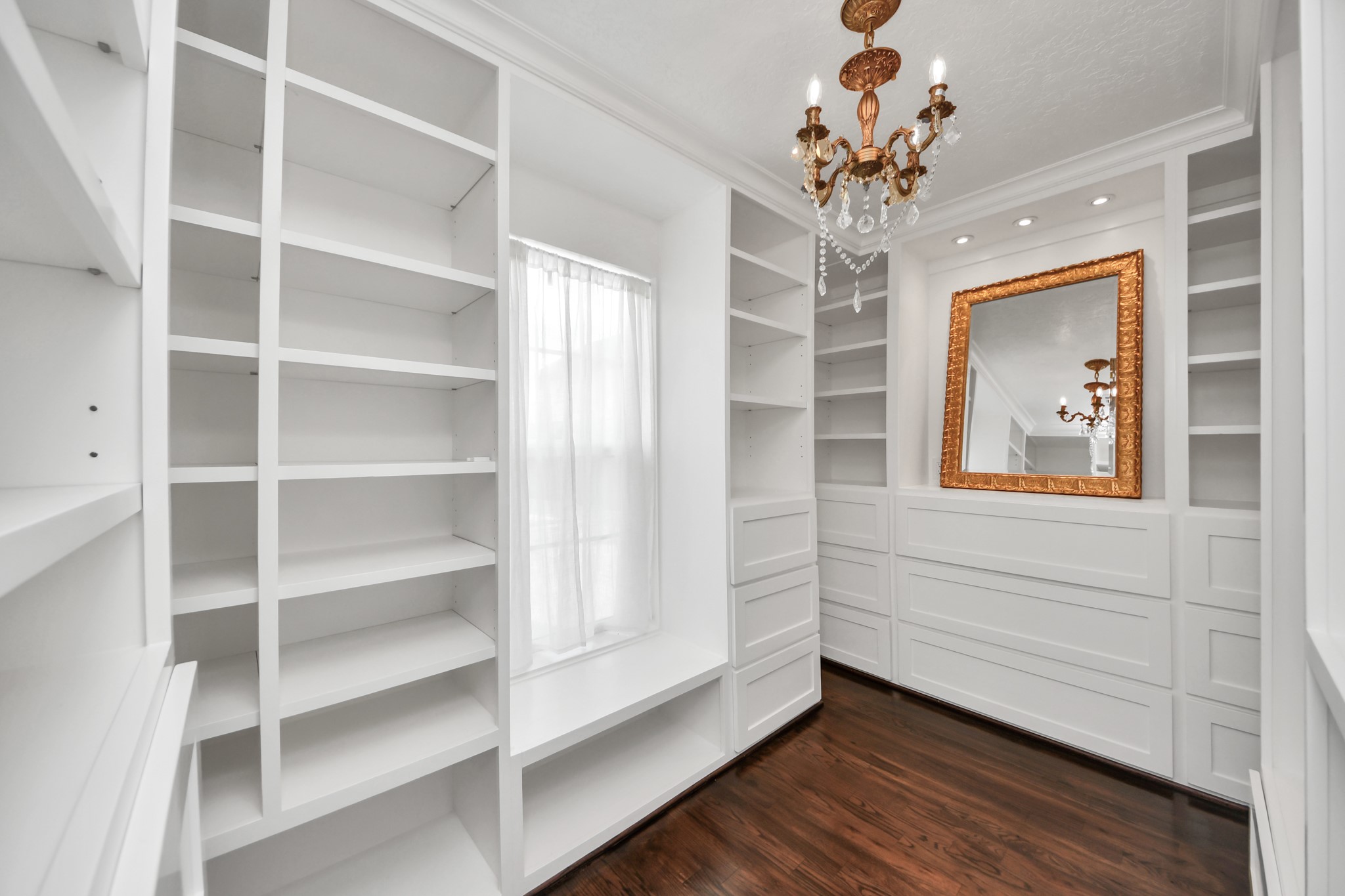 225 Lenox Street Property Photo 4