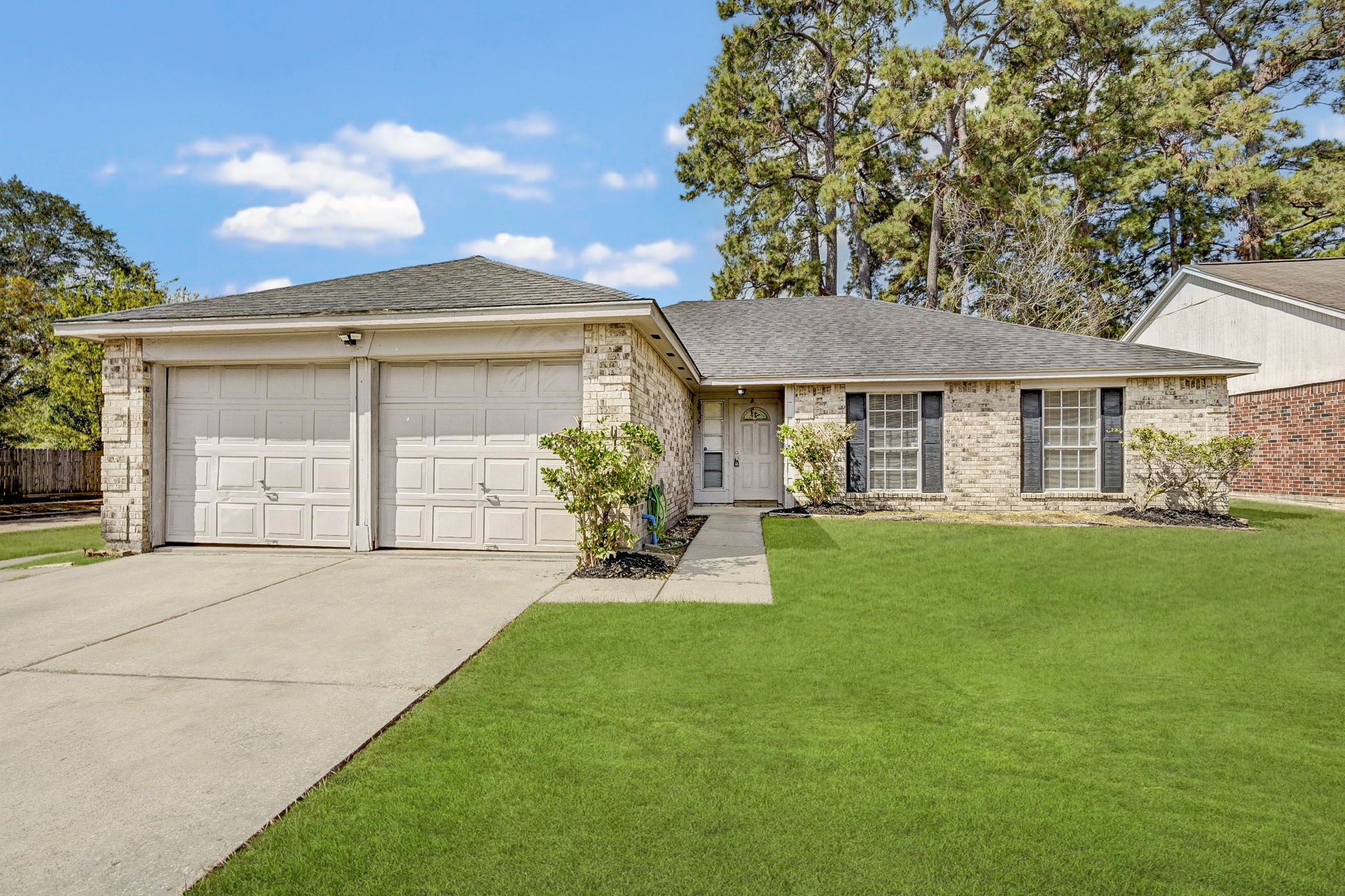 19803 Lions Gate Court Property Photo 1