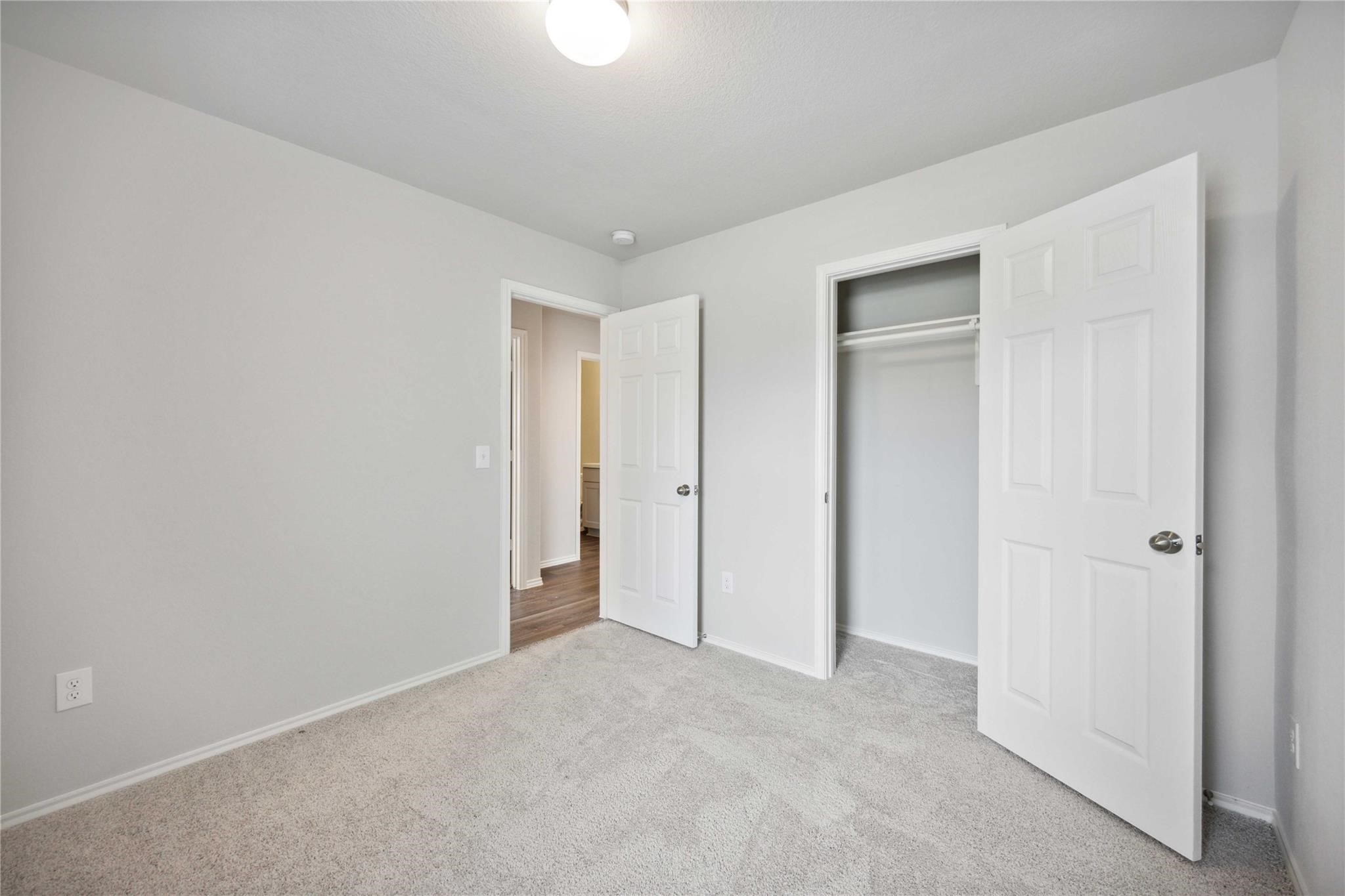 7907 Hollow Root Lane Property Photo 17
