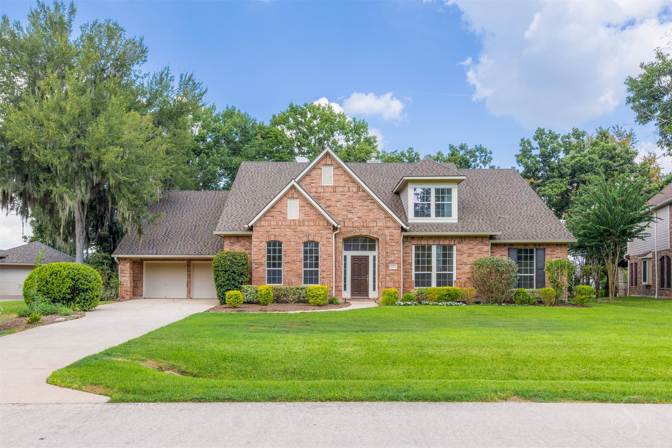 5010 Oxbow Circle E Property Photo 6