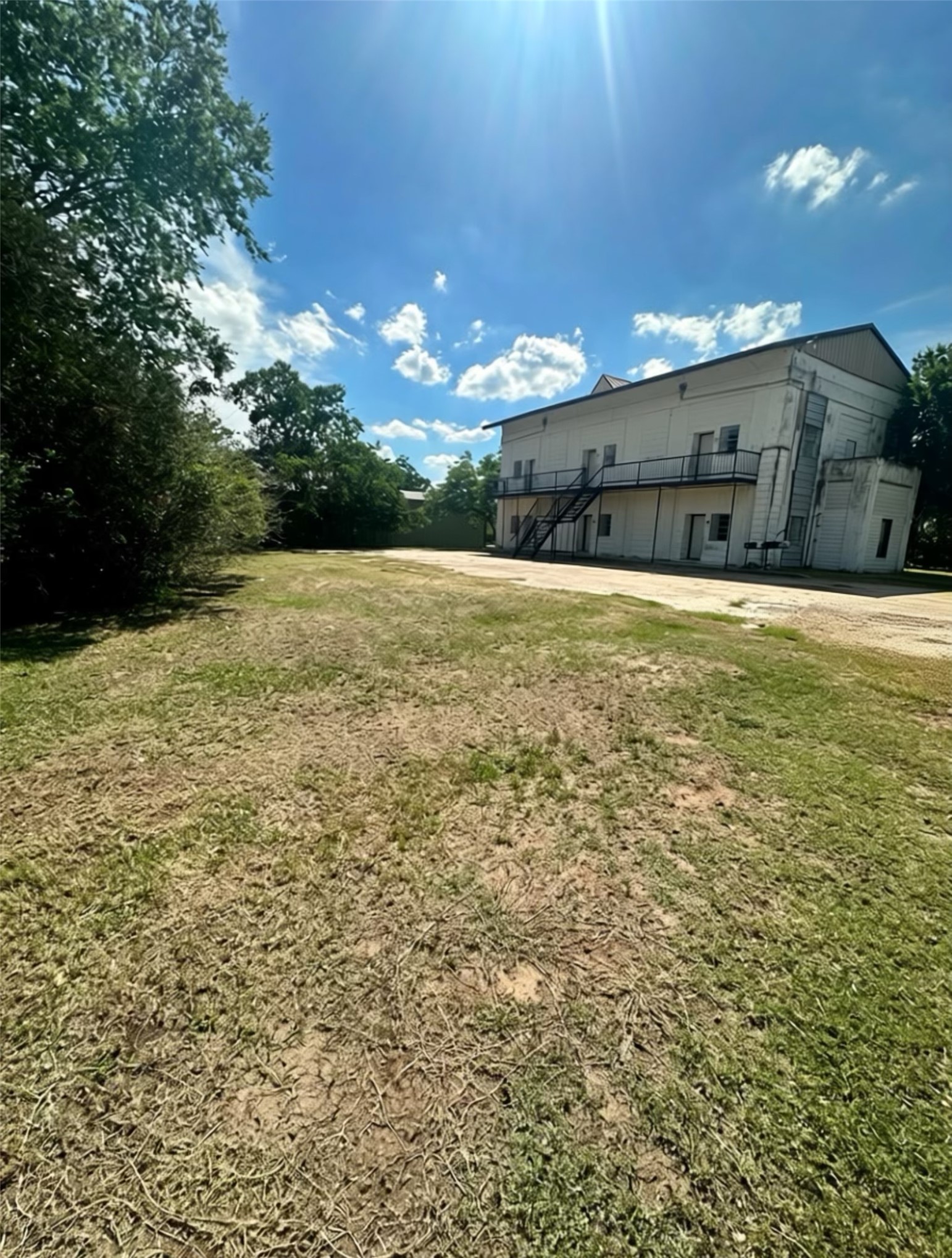 1010 Nelson Property Photo 1