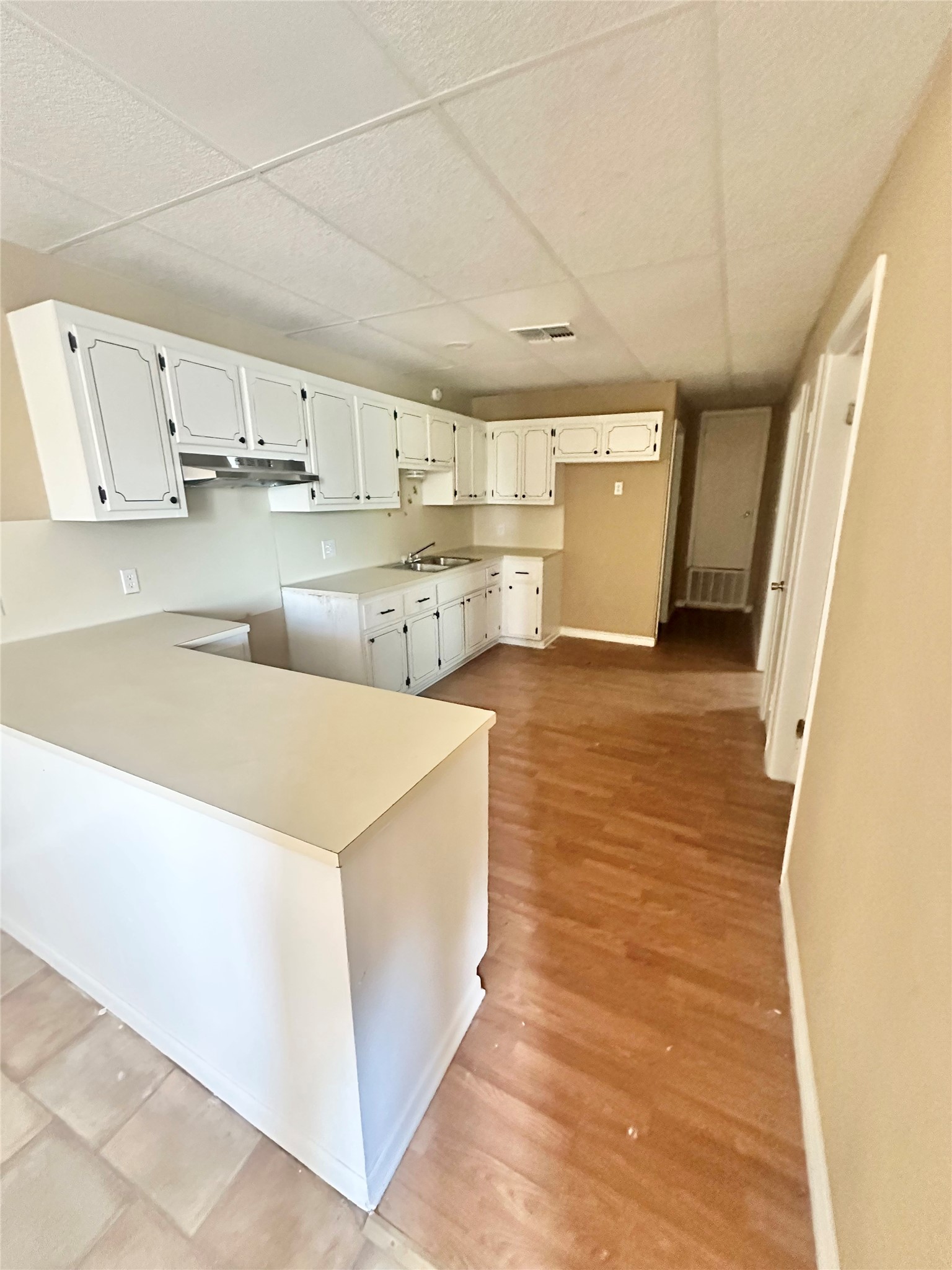 1010 Nelson Property Photo 11