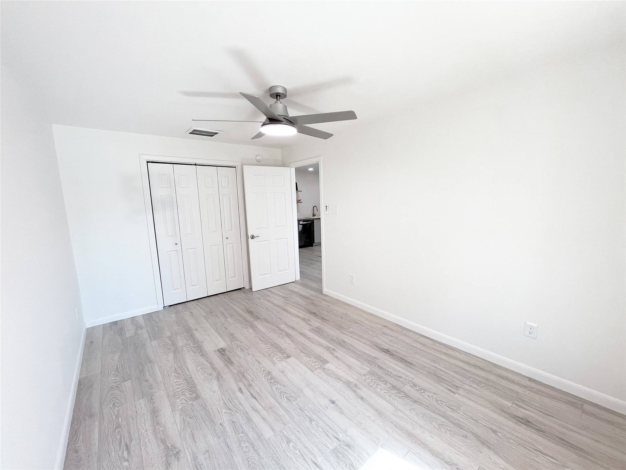 2516 Avenue M Property Photo 7