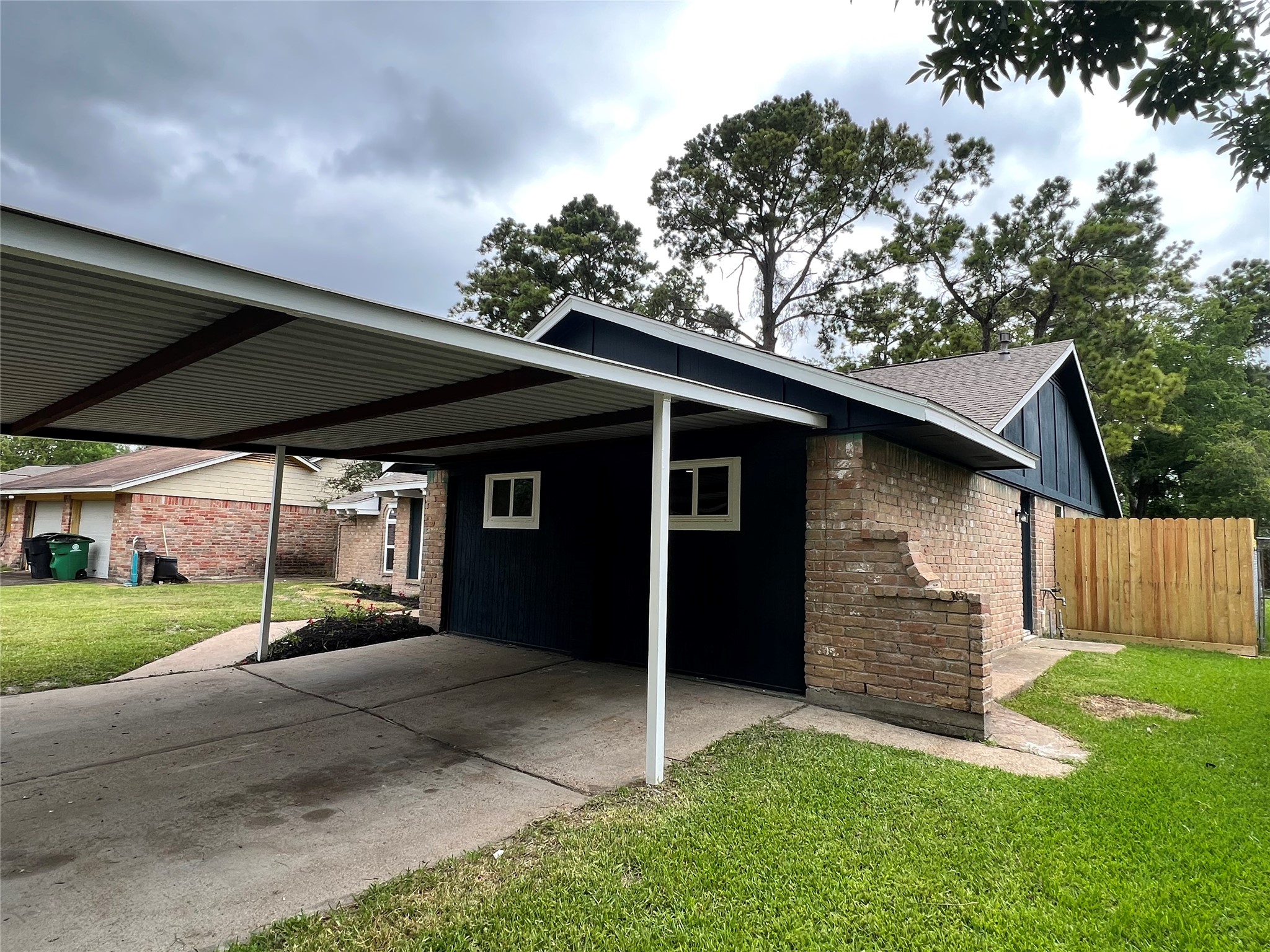 7110 Ensworth Drive Property Photo 3