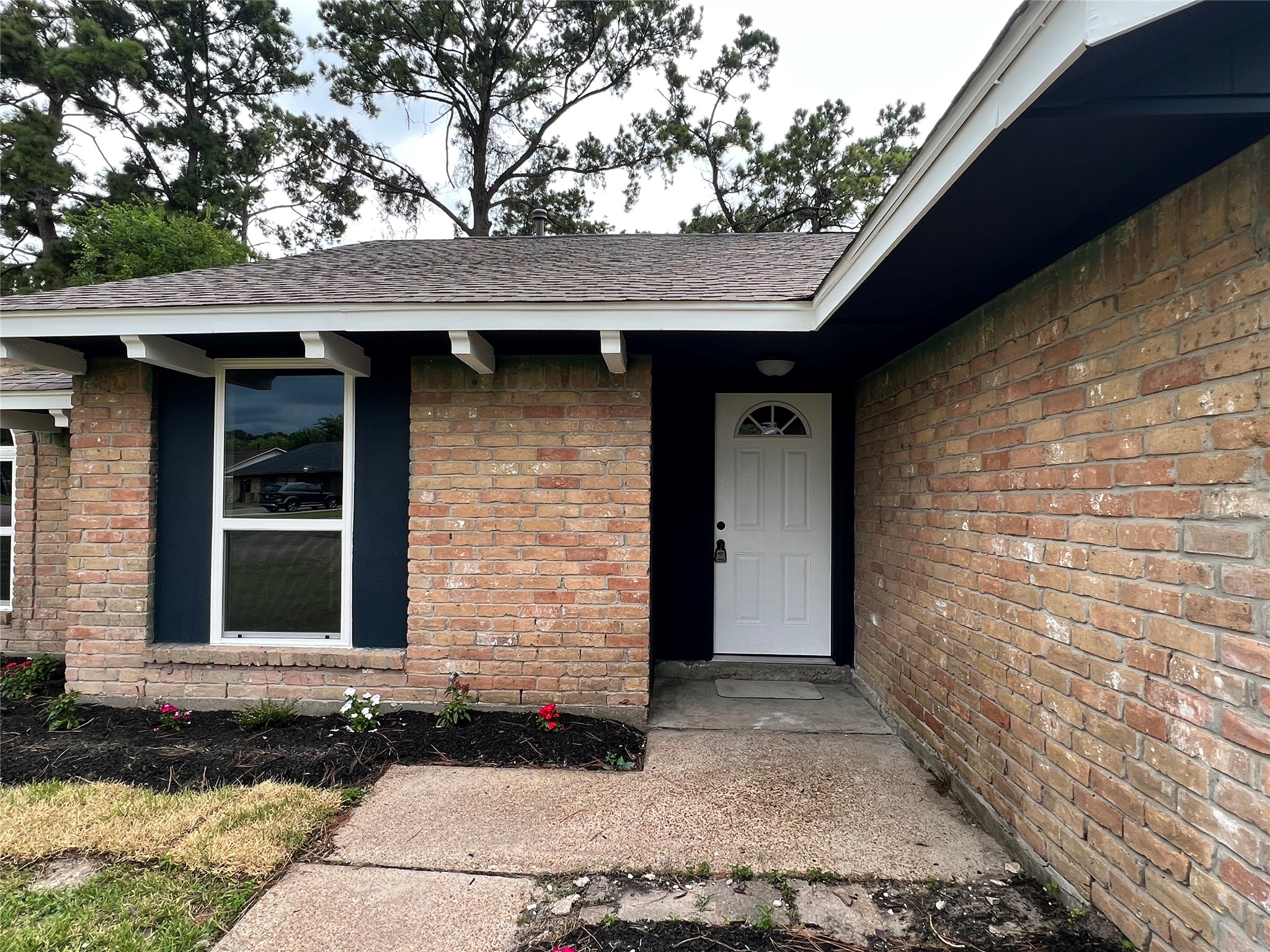 7110 Ensworth Drive Property Photo 4