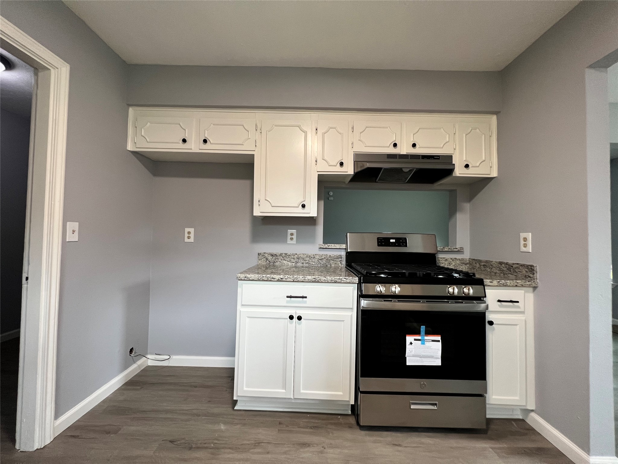 7110 Ensworth Drive Property Photo 16