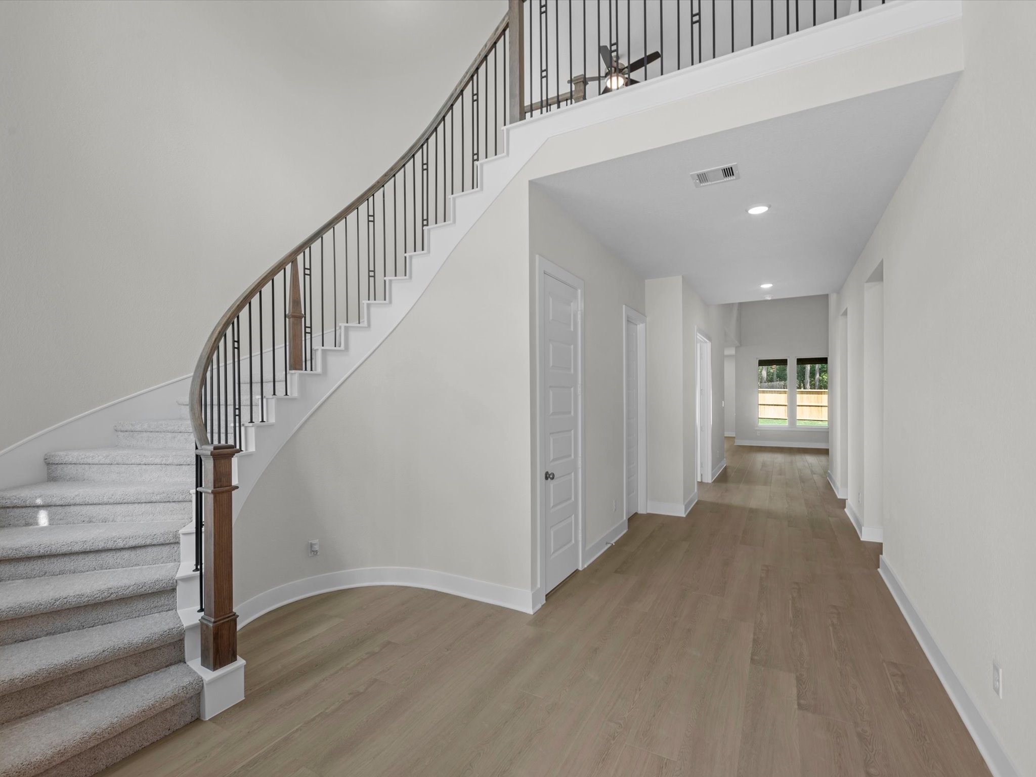 17534 Fogwood Creek Way Property Photo 2