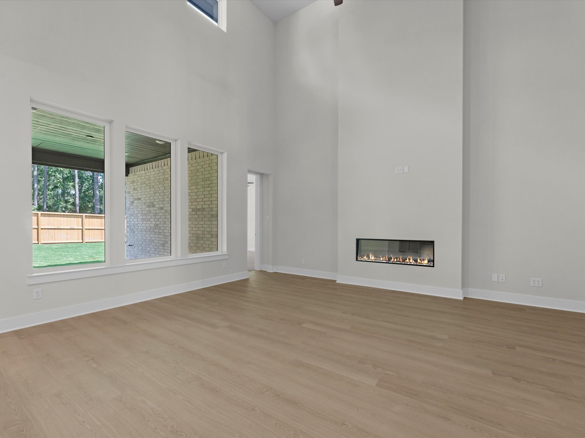 17534 Fogwood Creek Way Property Photo 7