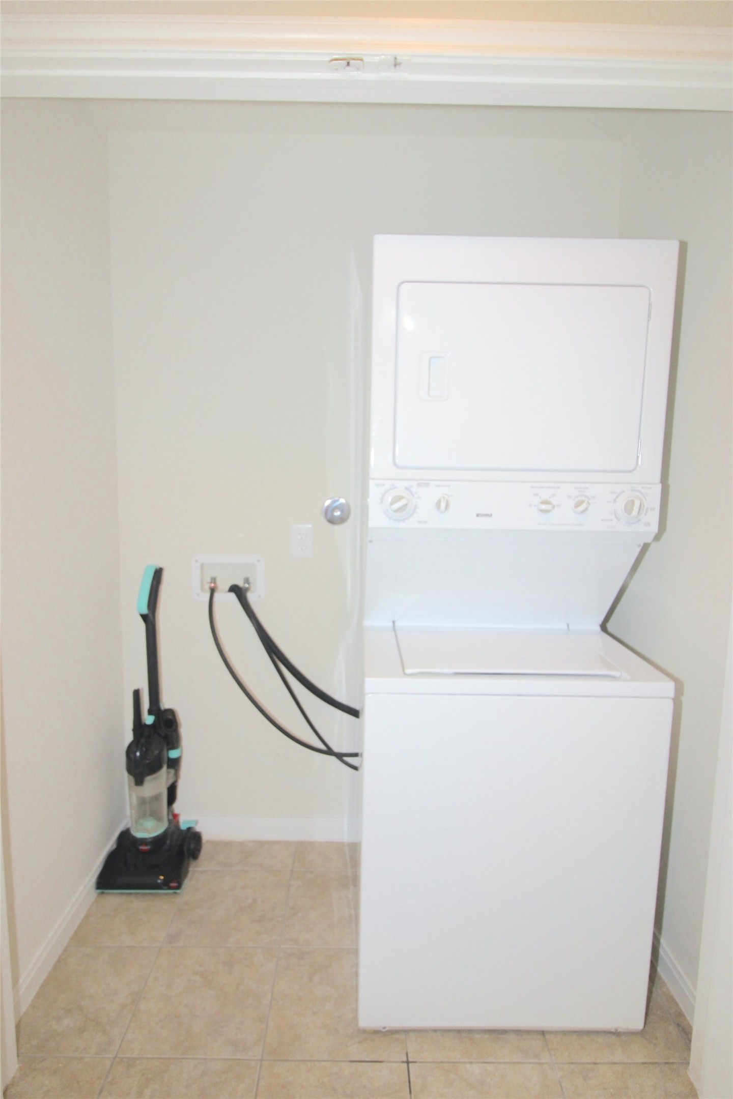 3306 Dandelion Drive Property Photo 15
