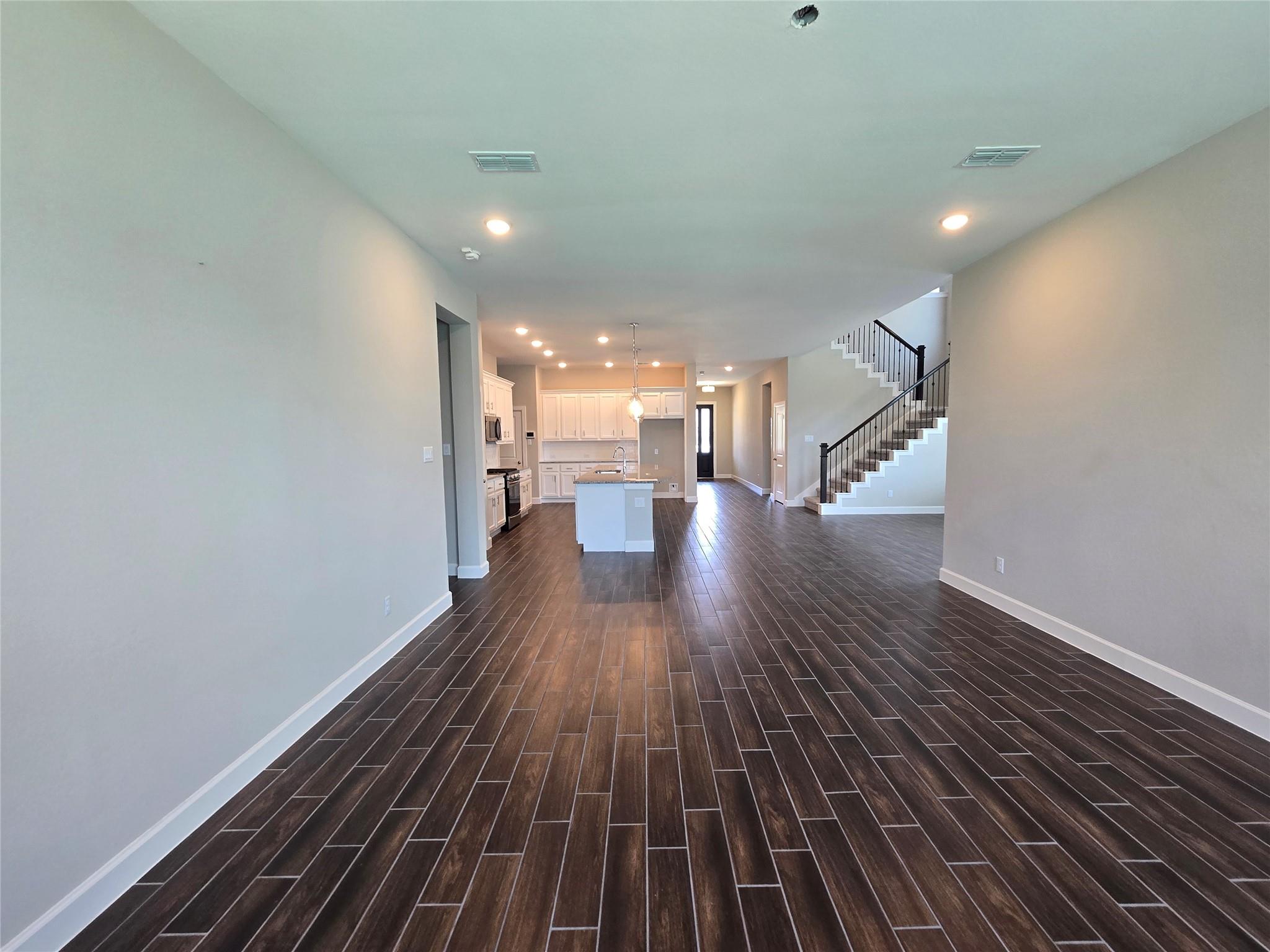 5607 Garnet Peak Lane Property Photo 16