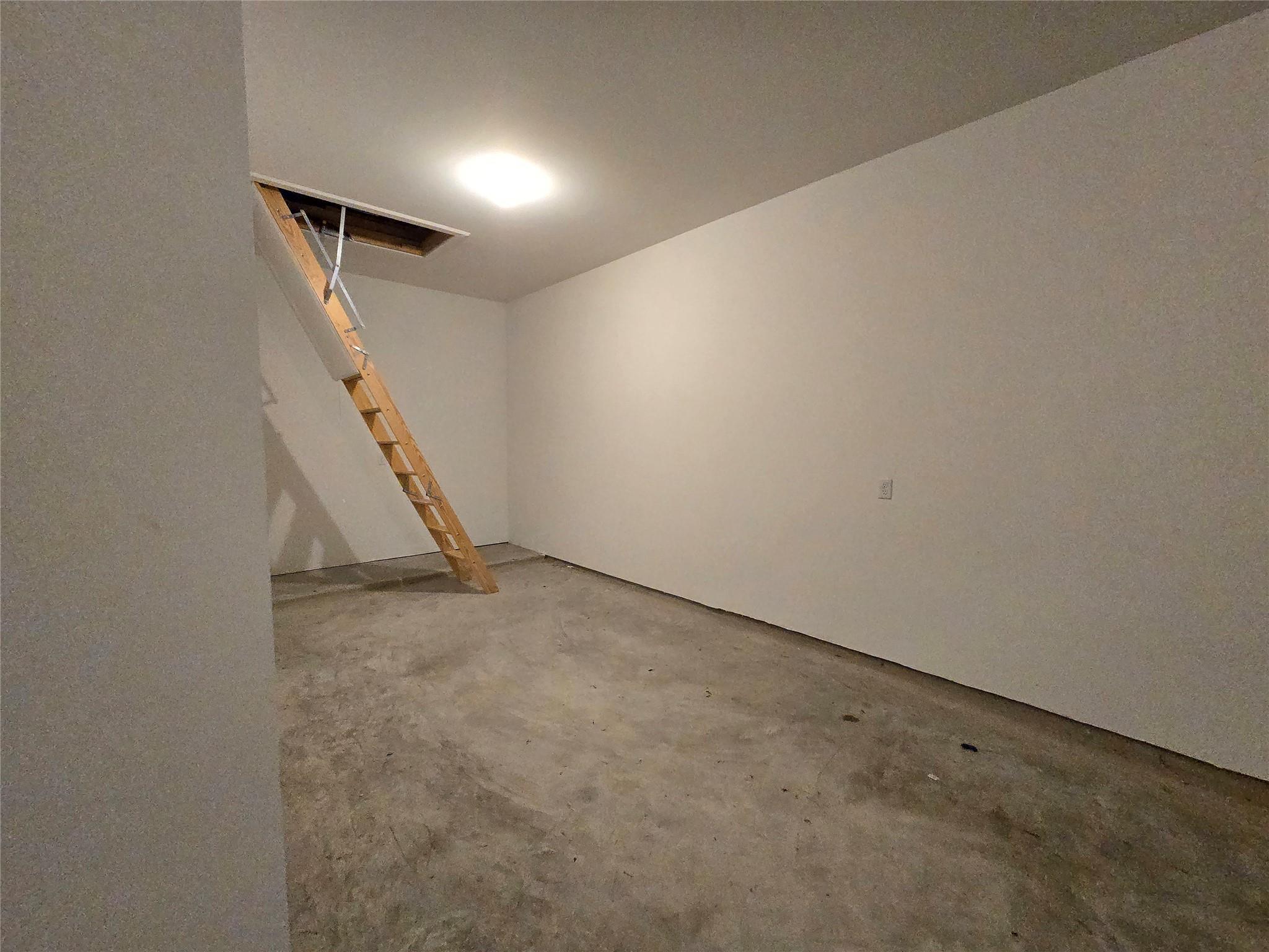 5607 Garnet Peak Lane Property Photo 26