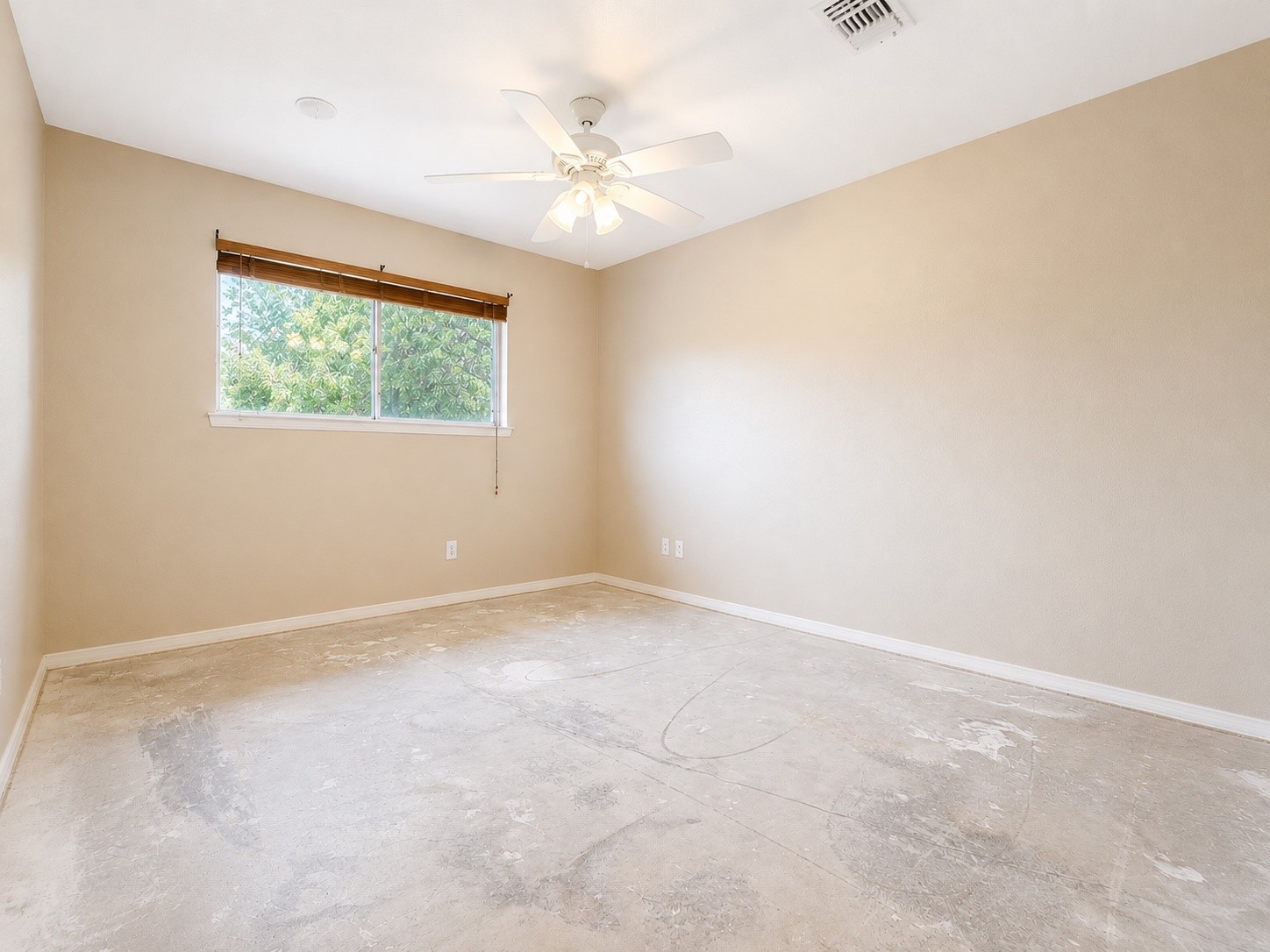 8696 Moravian Drive Property Photo 33