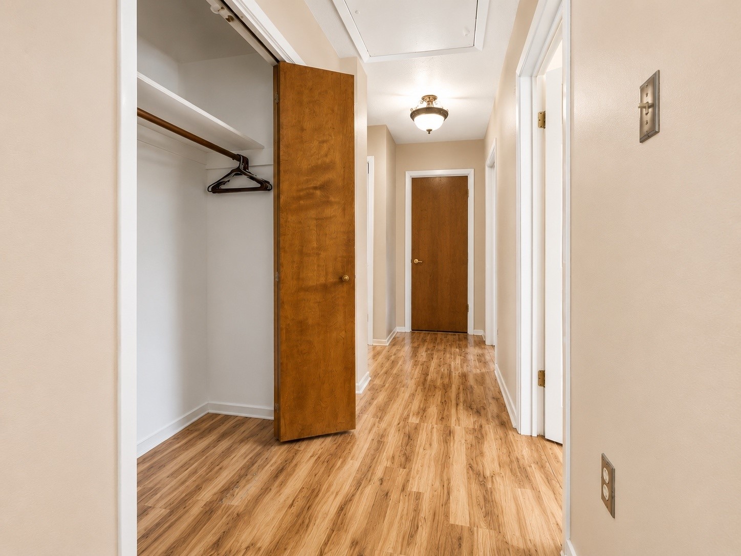 8696 Moravian Drive Property Photo 34