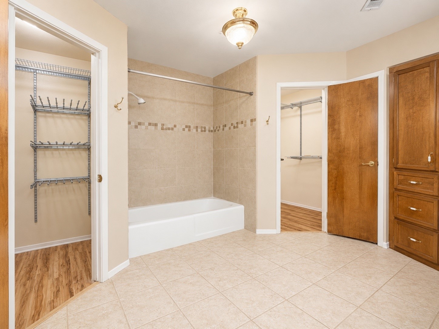 8696 Moravian Drive Property Photo 38