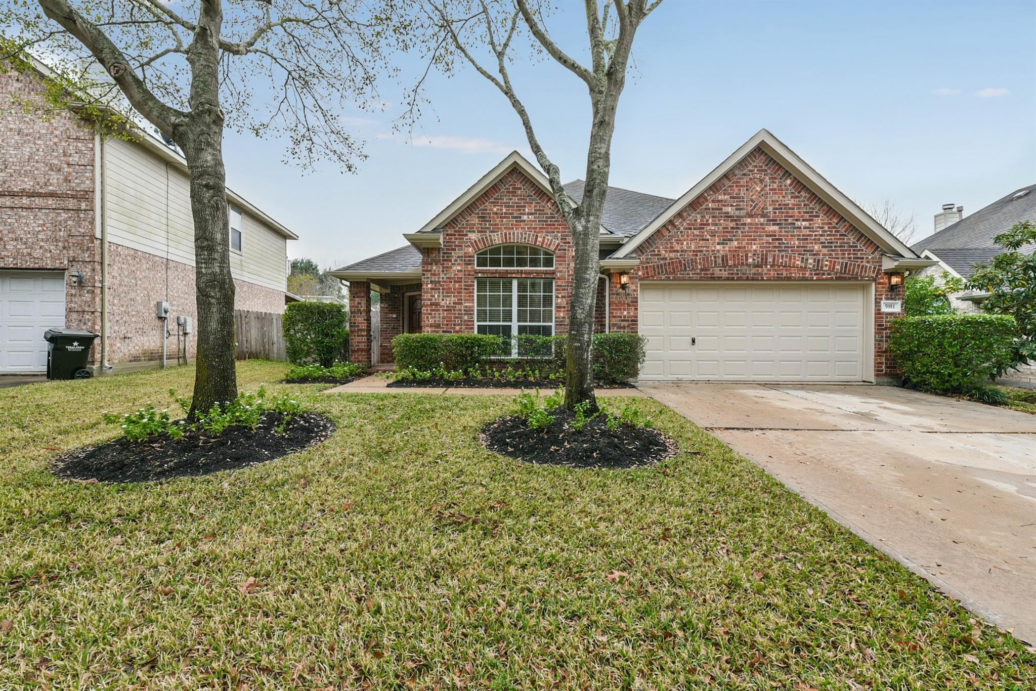 5911 Mettler Lane Property Photo 1
