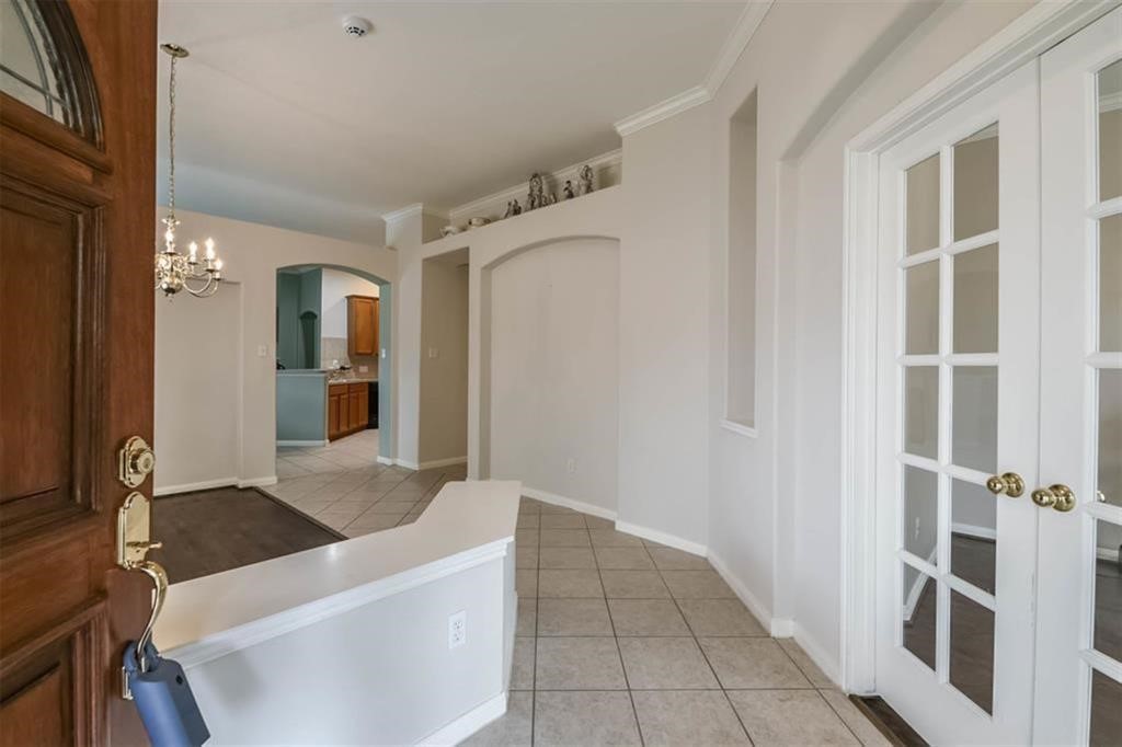 5911 Mettler Lane Property Photo 6