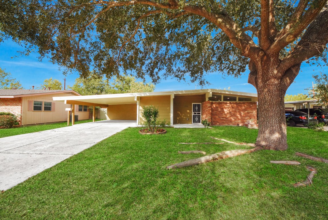 5326 Heatherbrook Drive Property Photo 7