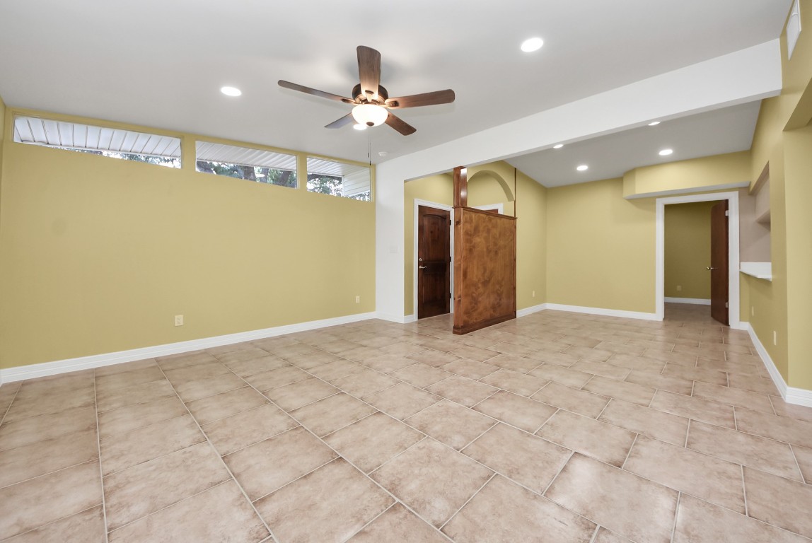 5326 Heatherbrook Drive Property Photo 9