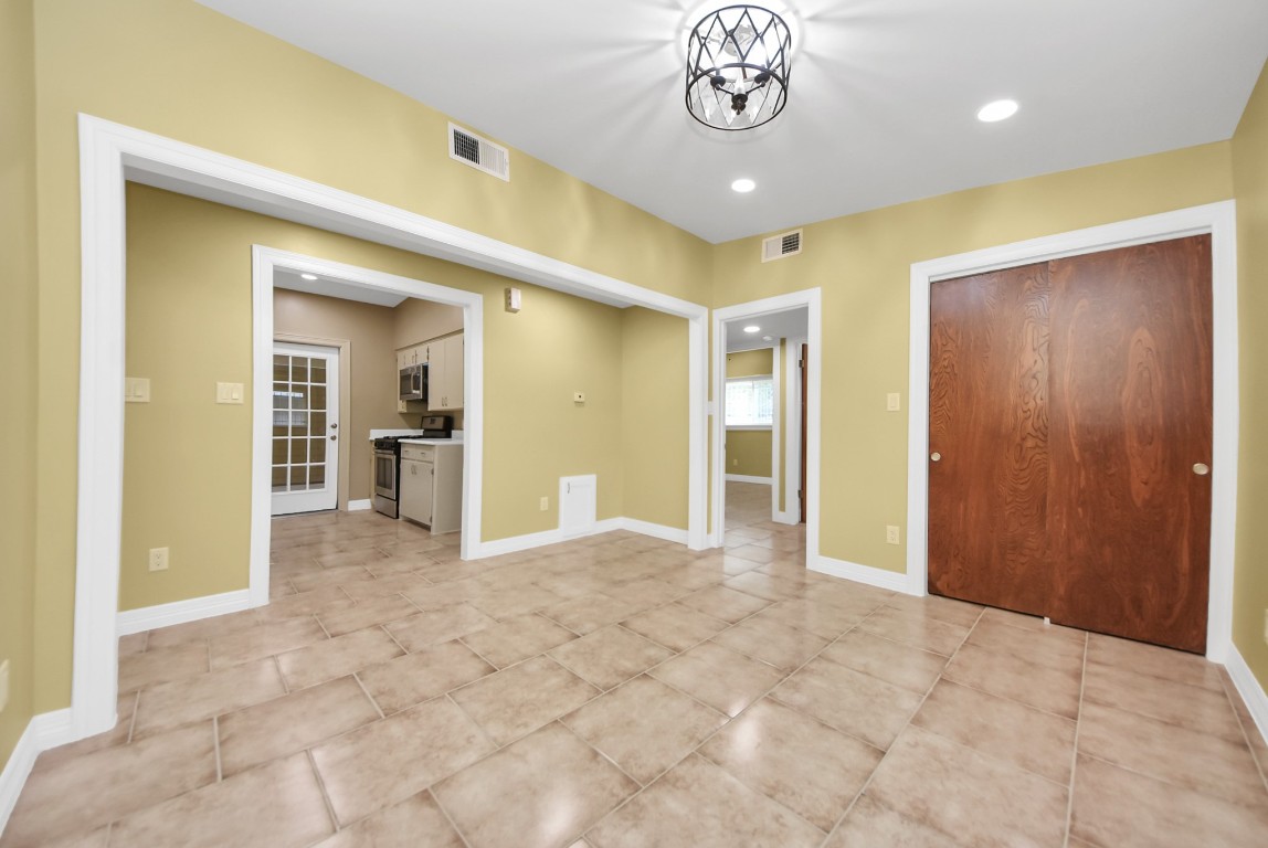 5326 Heatherbrook Drive Property Photo 22