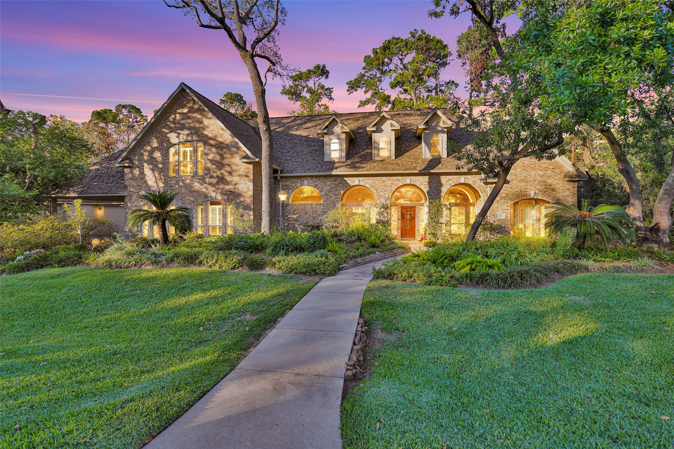7807 Misty Cove Court Property Photo 1