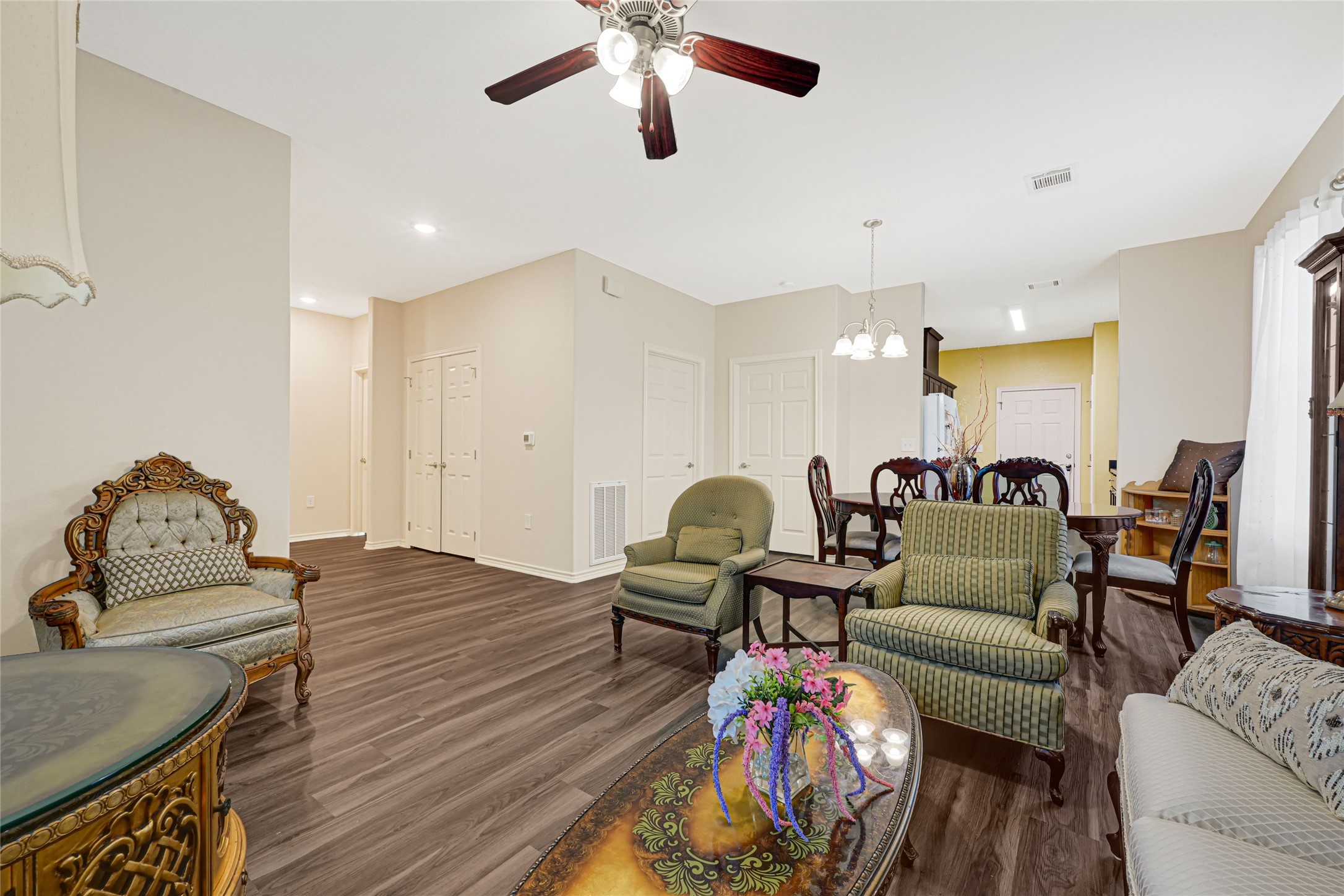 7622 Touchstone Street Property Photo 5