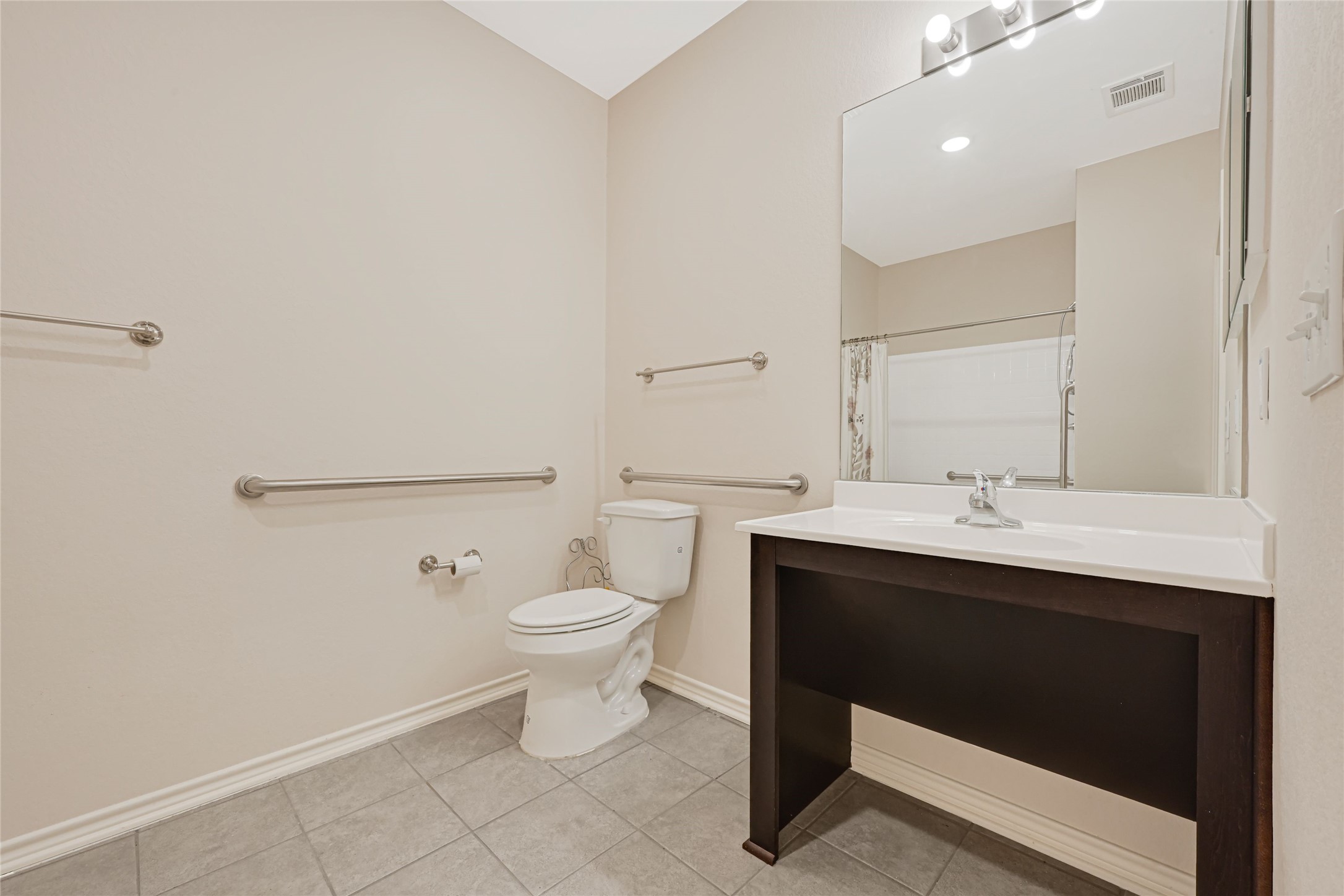 7622 Touchstone Street Property Photo 10