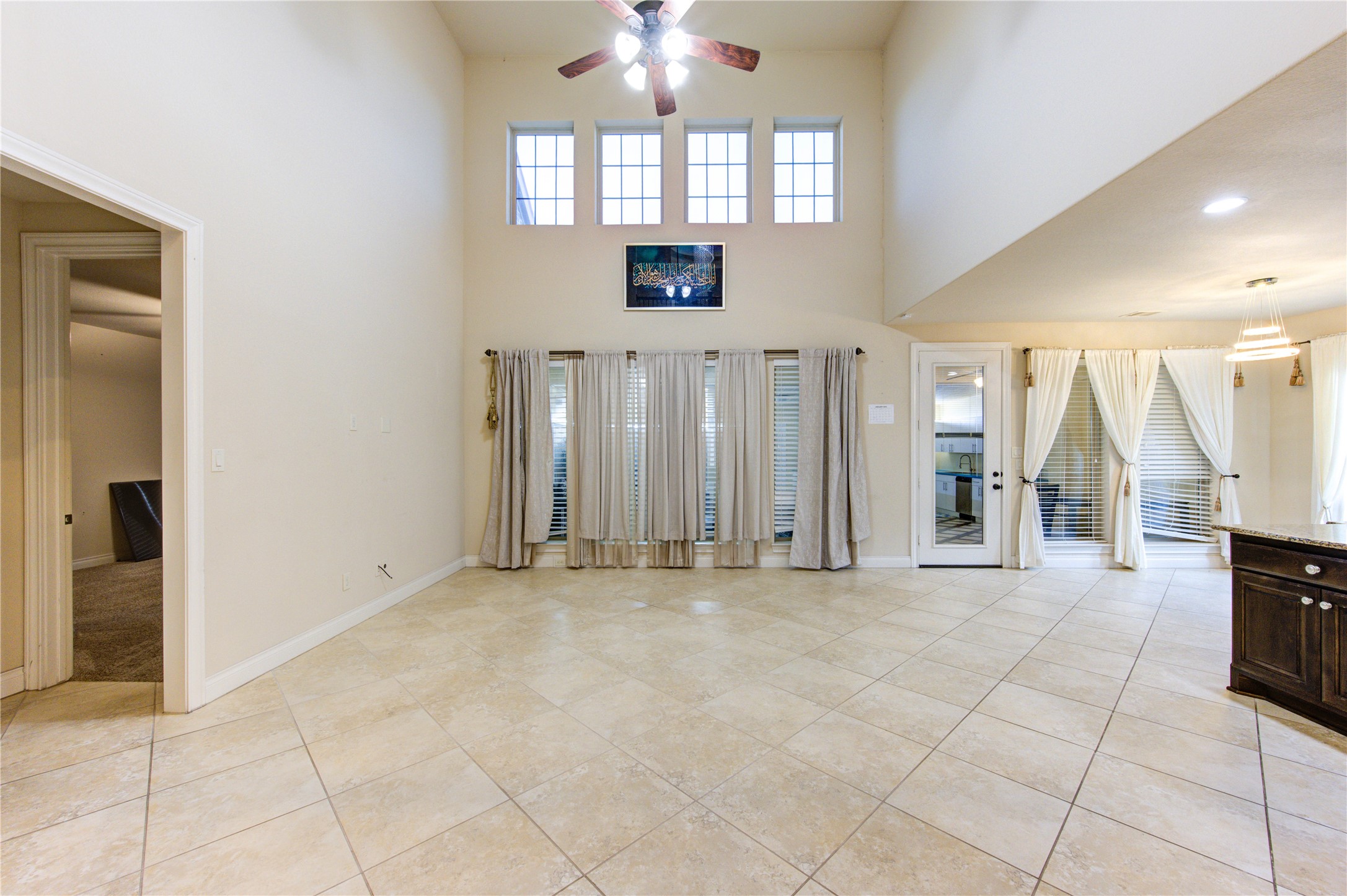 11227 Dunstan Hill Drive Property Photo 12