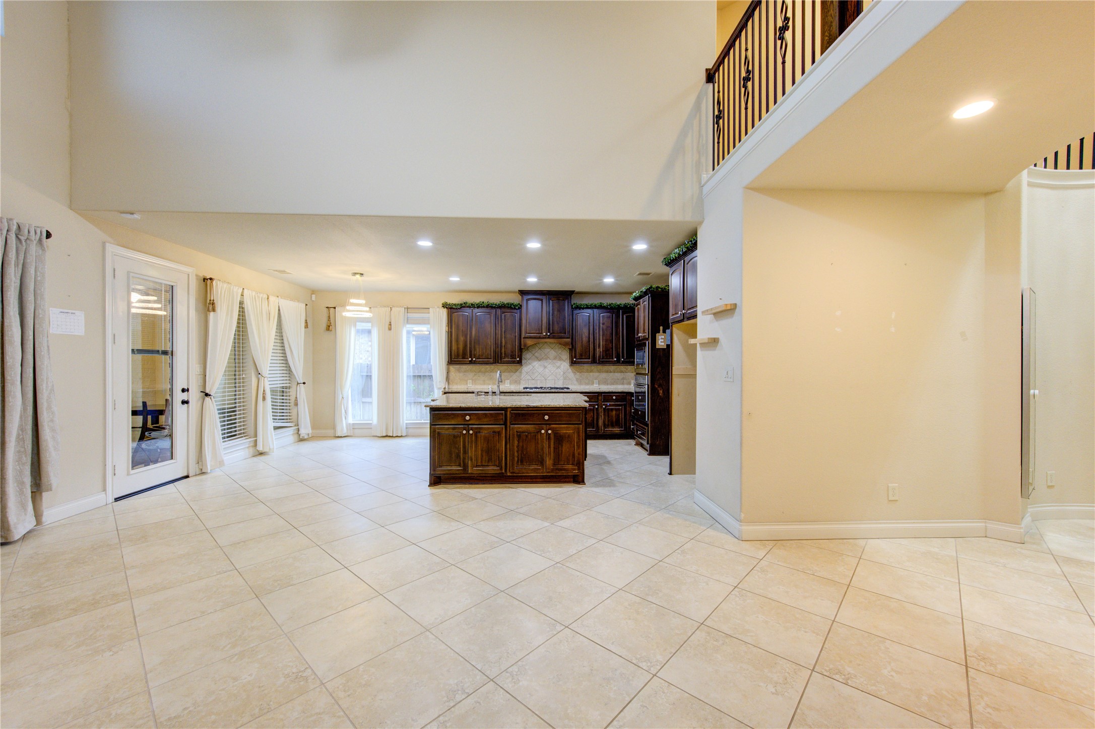 11227 Dunstan Hill Drive Property Photo 13