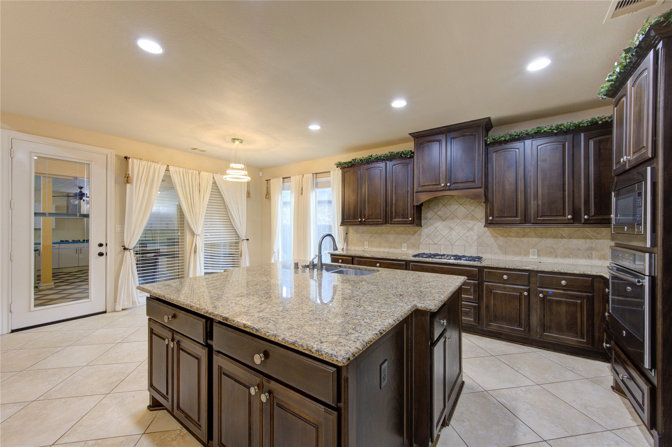 11227 Dunstan Hill Drive Property Photo 20