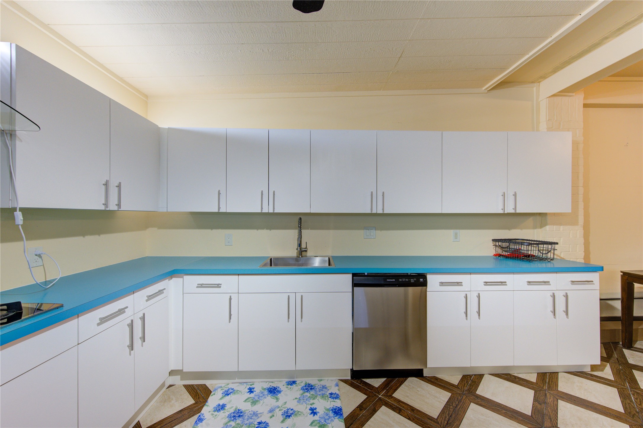 11227 Dunstan Hill Drive Property Photo 27
