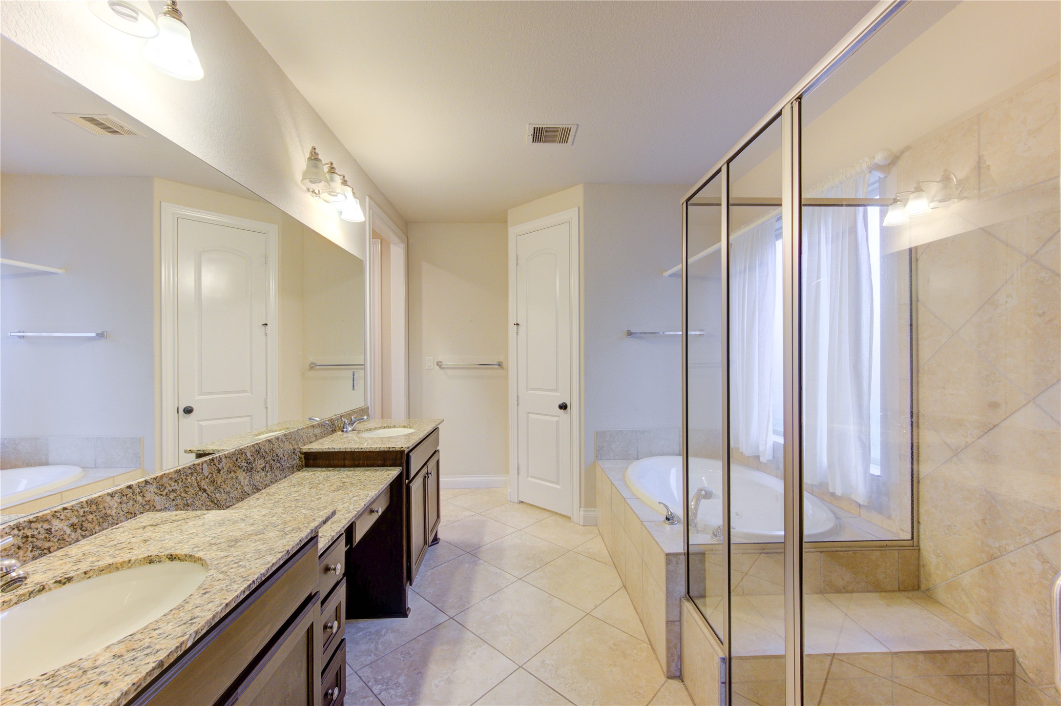 11227 Dunstan Hill Drive Property Photo 34