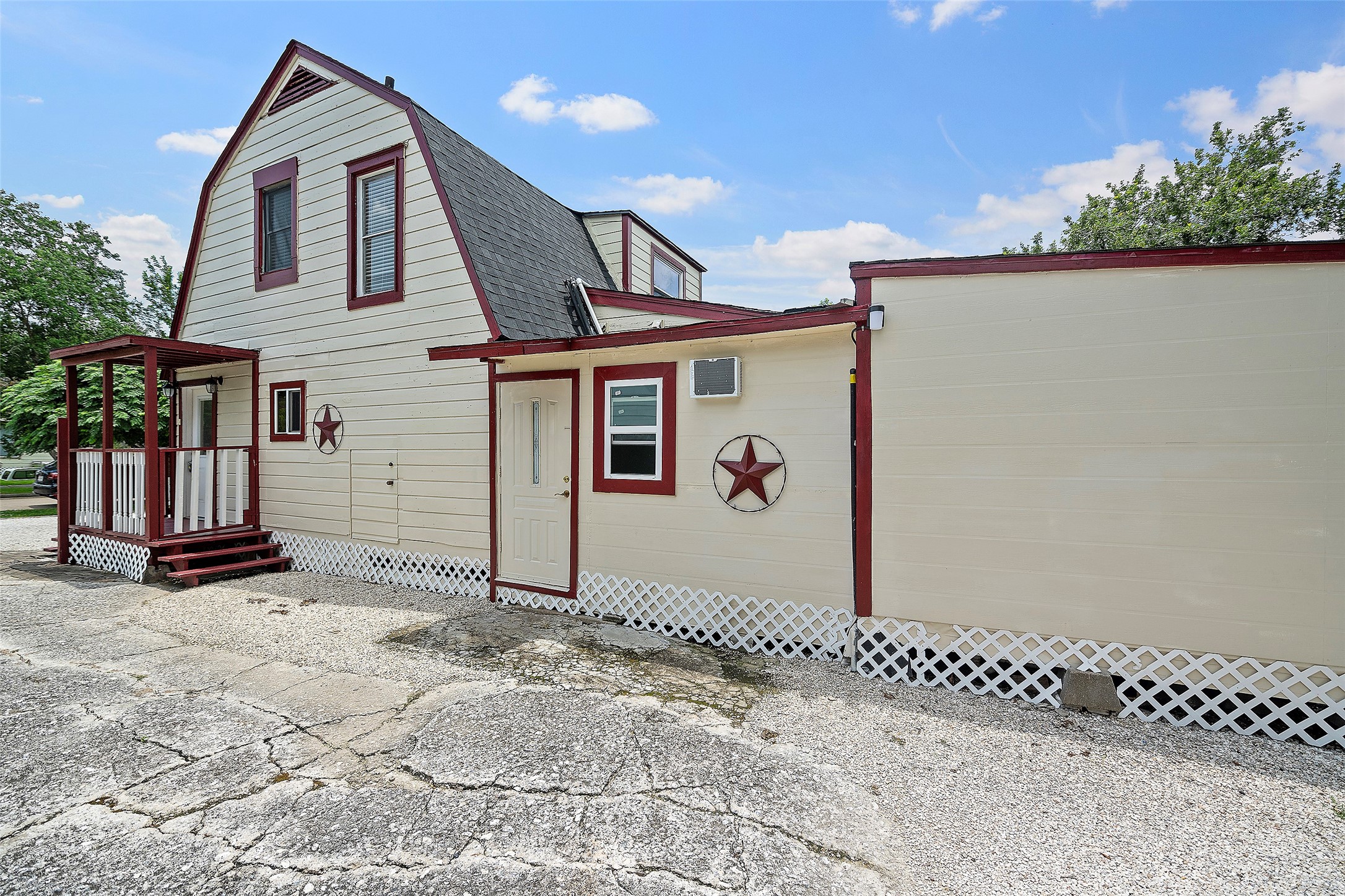 510 Munger Street Unit A Property Photo 4