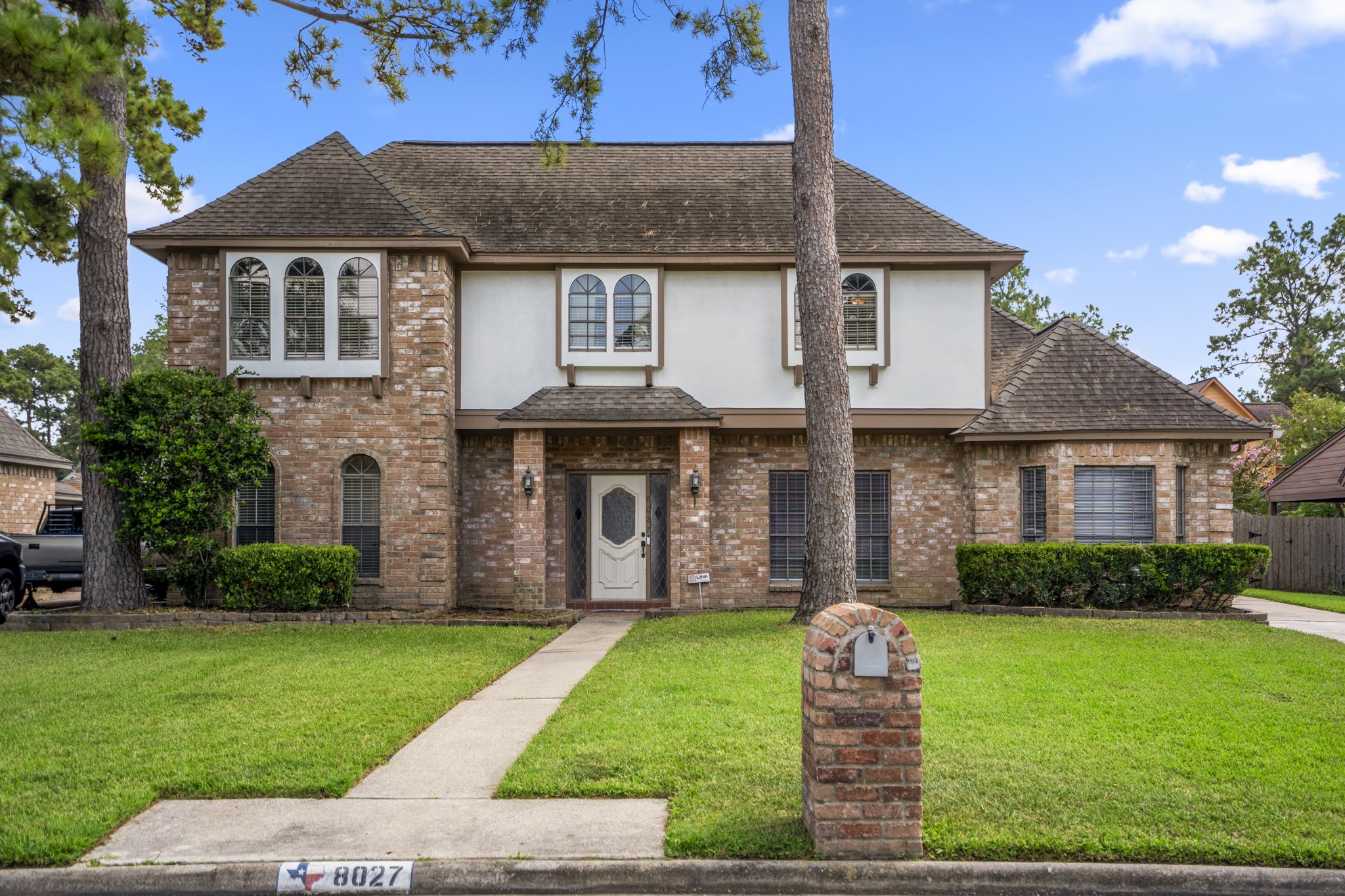 8027 Liberty Elm Court Property Photo