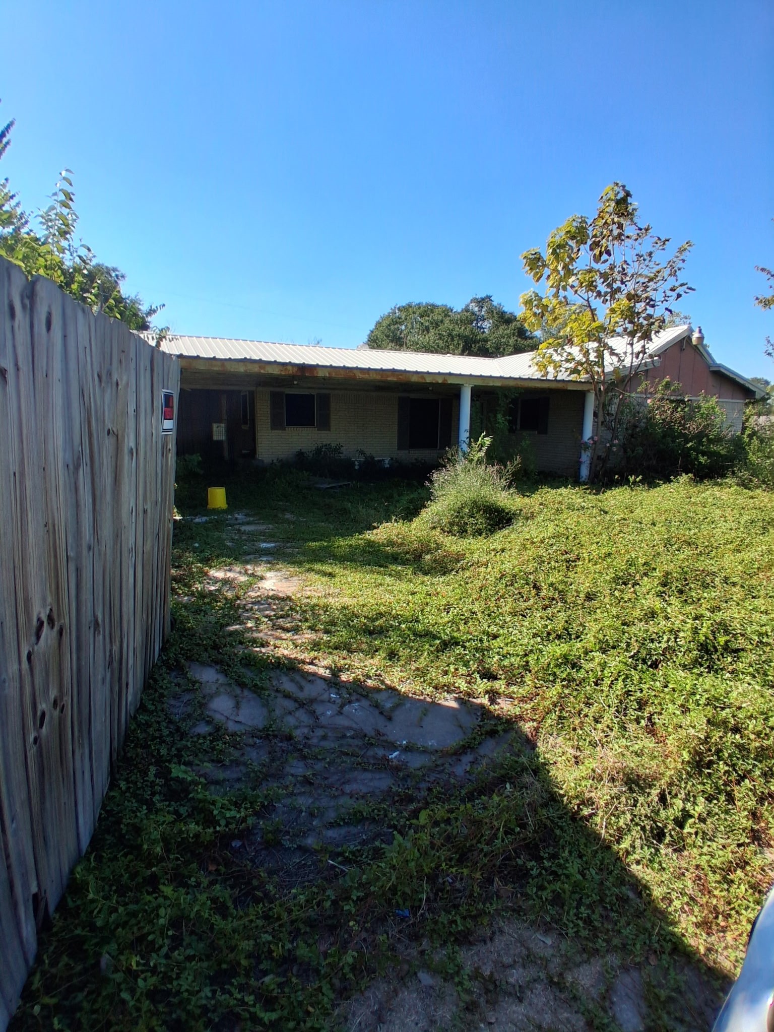 322 W Elizabeth Street Property Photo 1