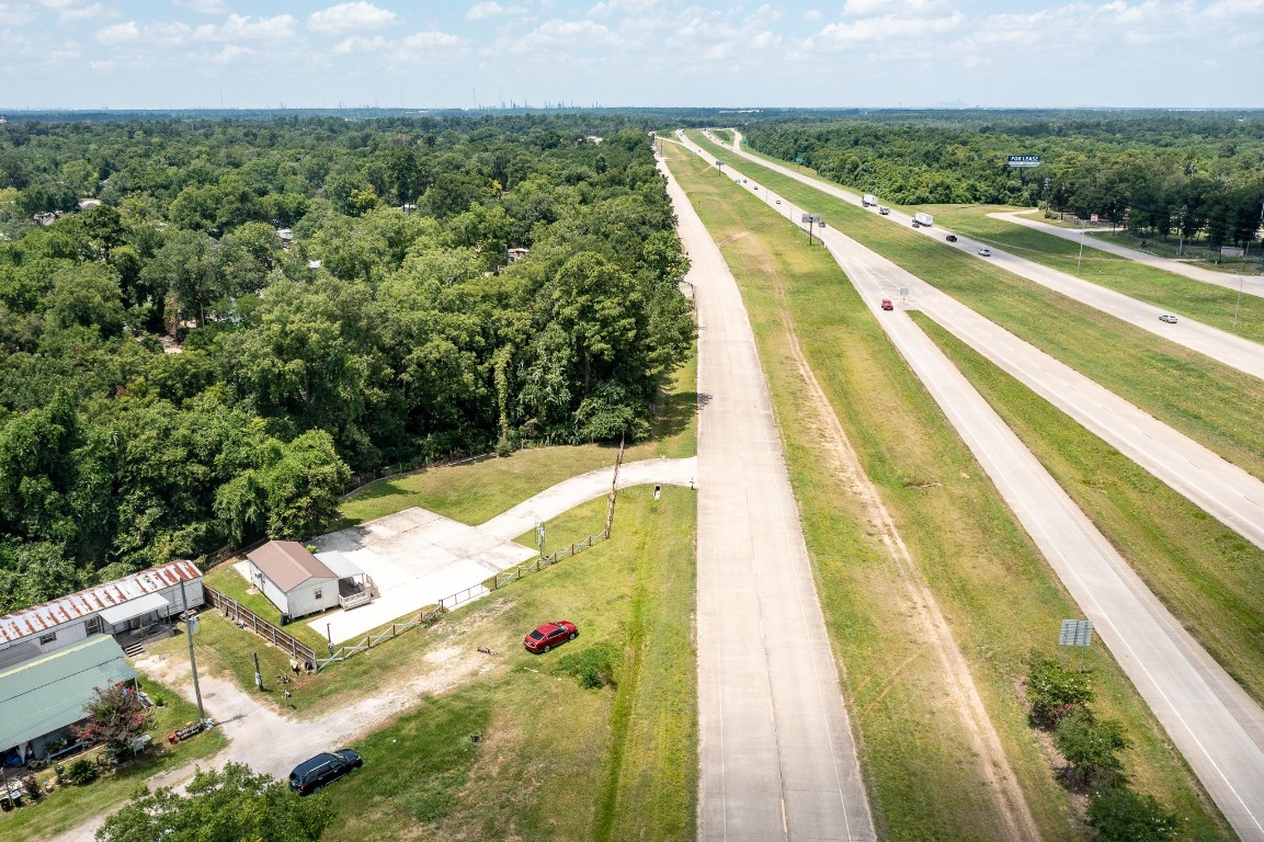 20920 Crosby Freeway Freeway Property Photo 12