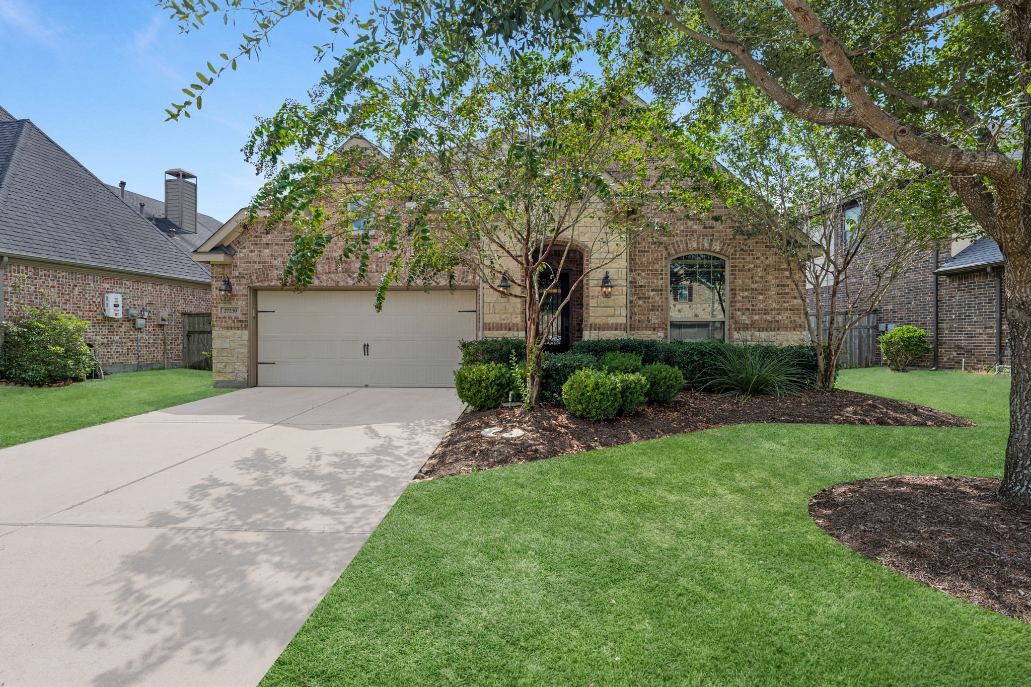27239 Symphony Creek Lane Property Photo 1