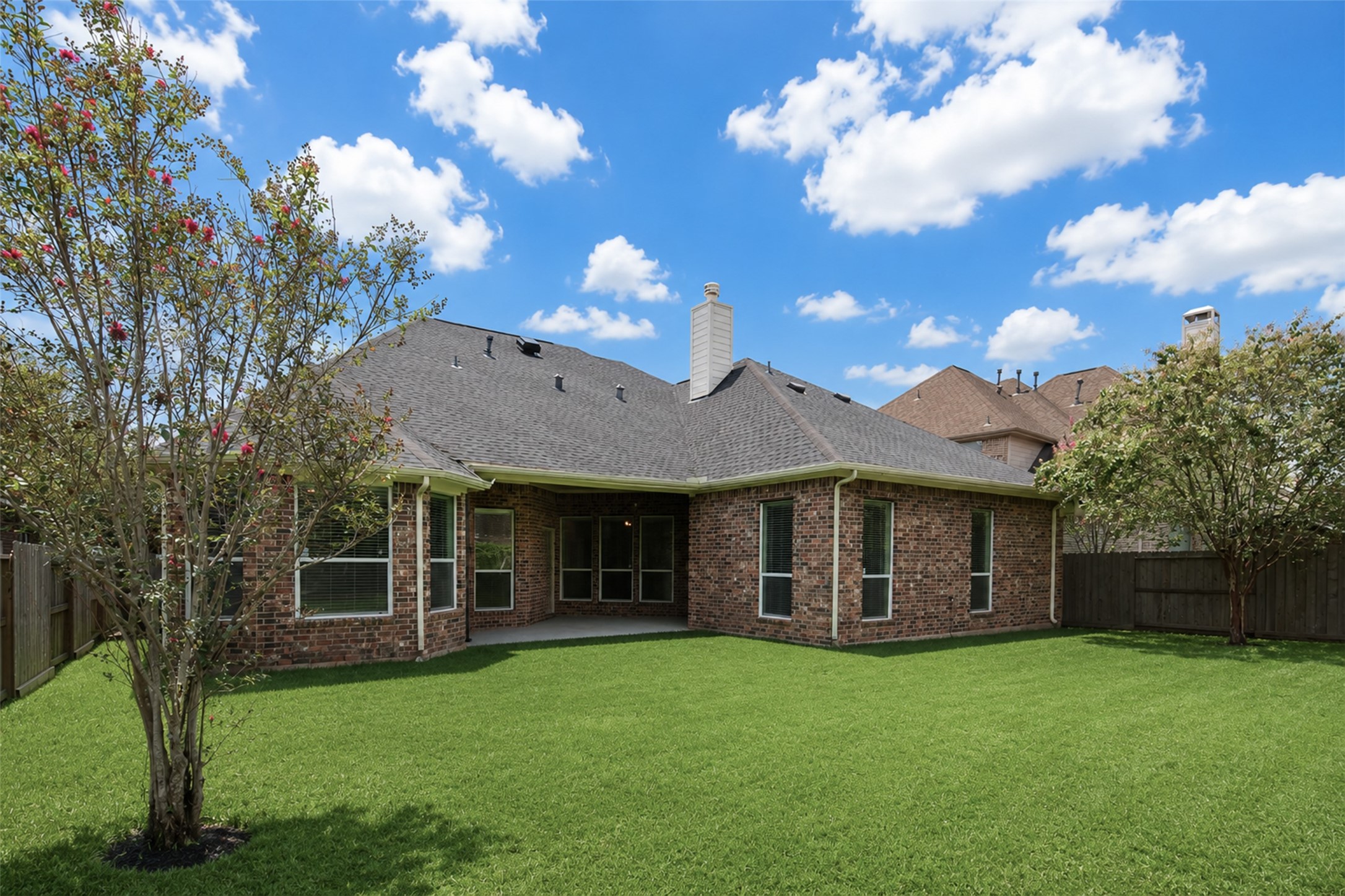 3906 Orchard Springs Court Property Photo 2