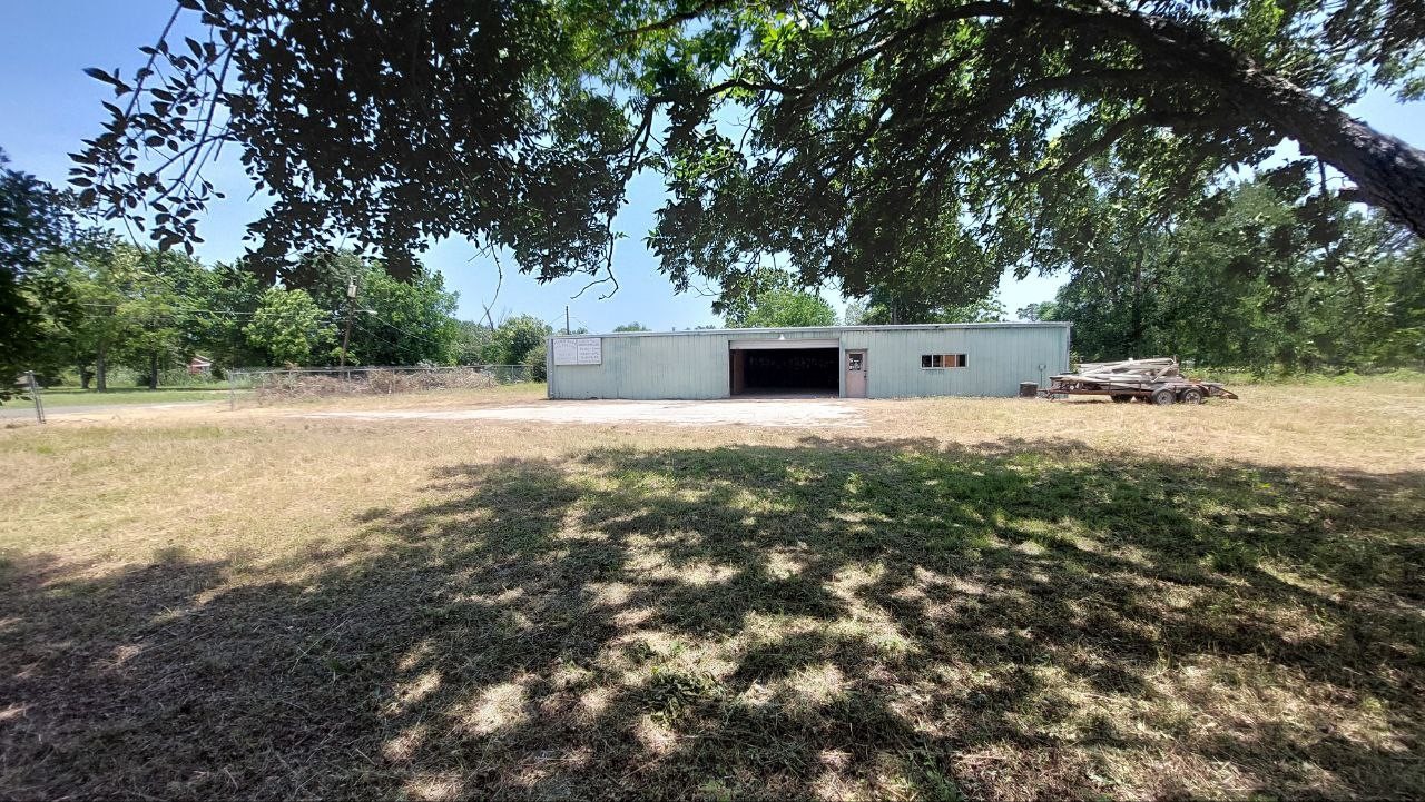 610 New York Street Property Photo 4