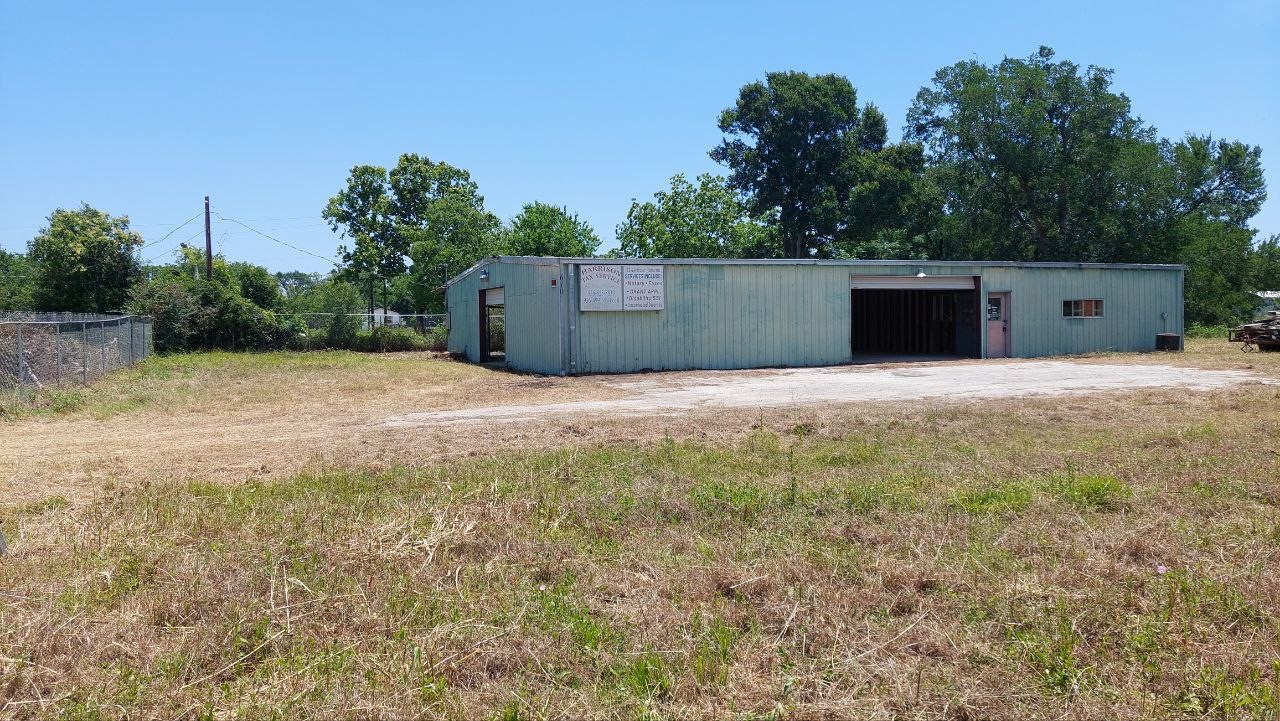 610 New York Street Property Photo 6