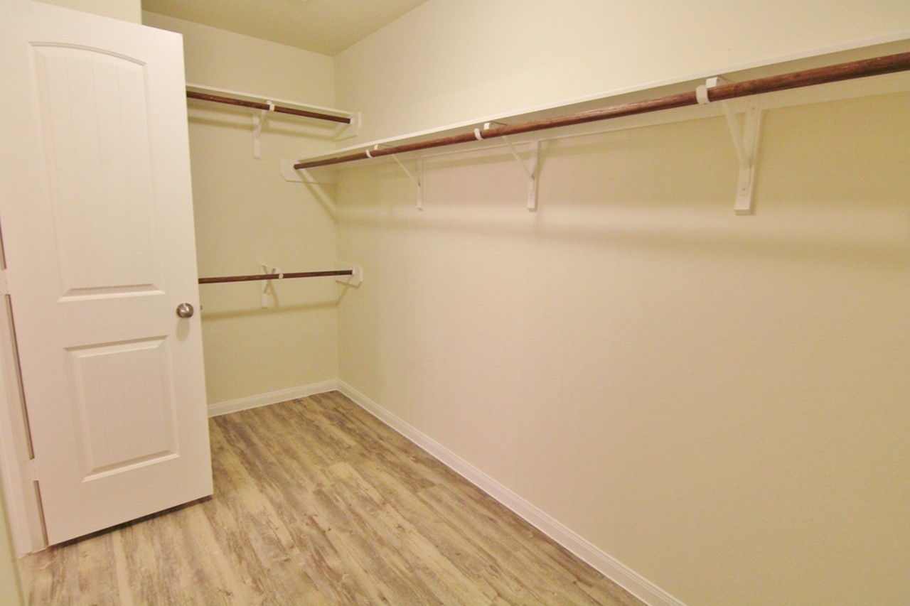 11 Leisure Shore Court Property Photo 12