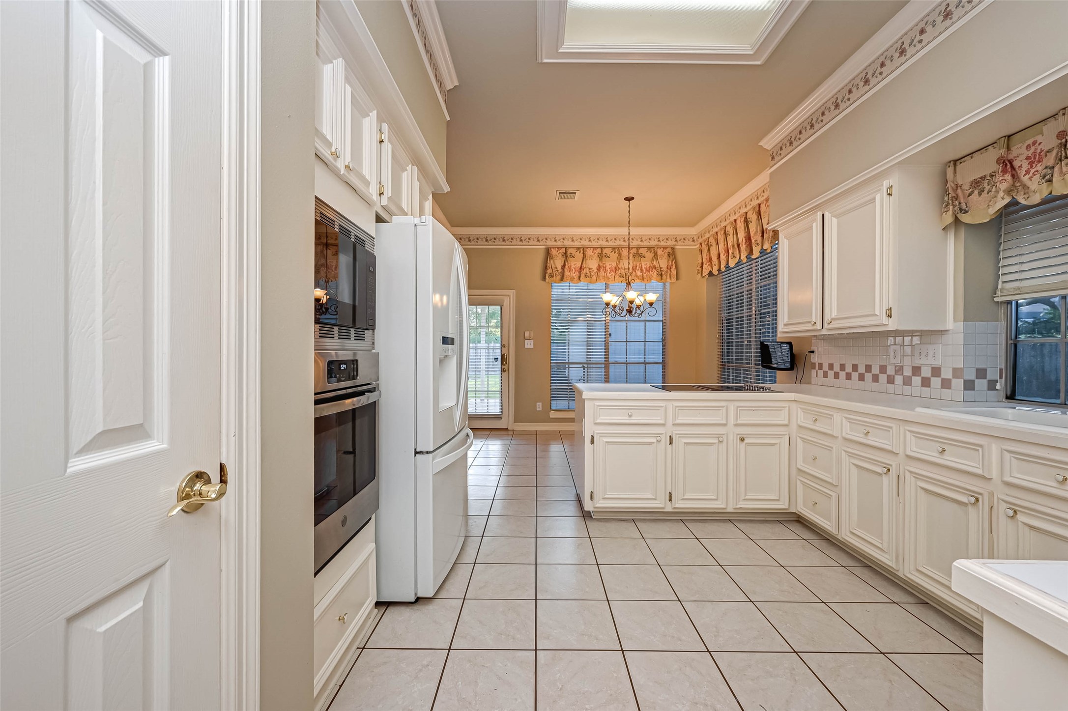 4502 Devonshire Street Property Photo 13