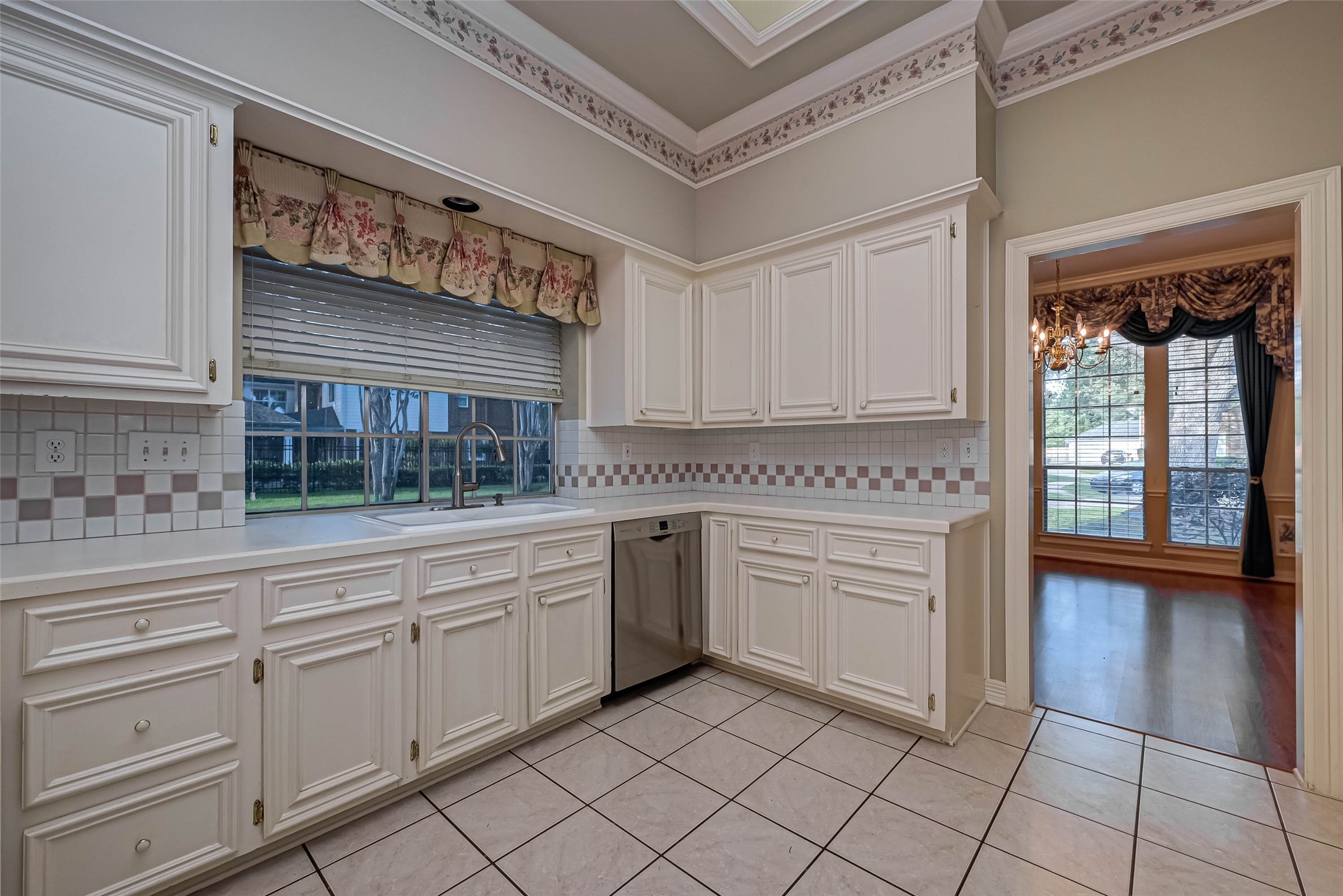 4502 Devonshire Street Property Photo 15