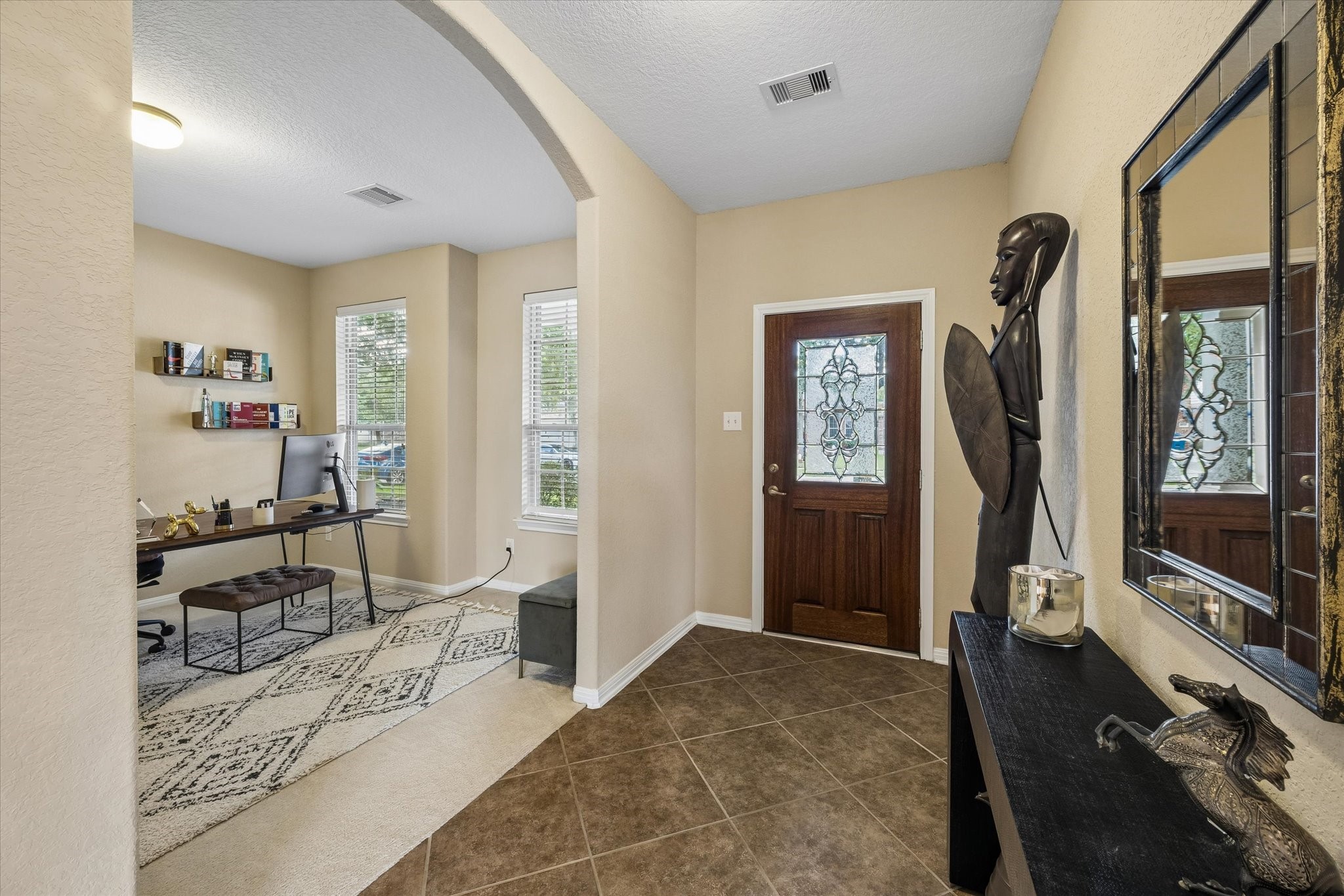 6127 Moran Crest Drive Property Photo 5