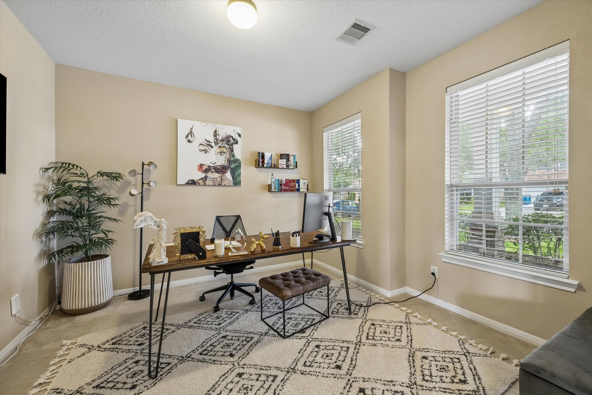 6127 Moran Crest Drive Property Photo 6