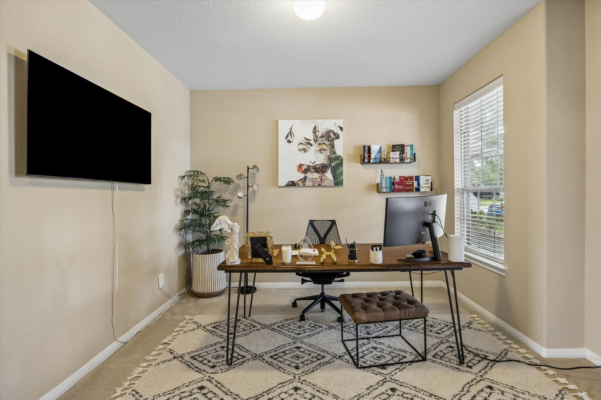 6127 Moran Crest Drive Property Photo 7