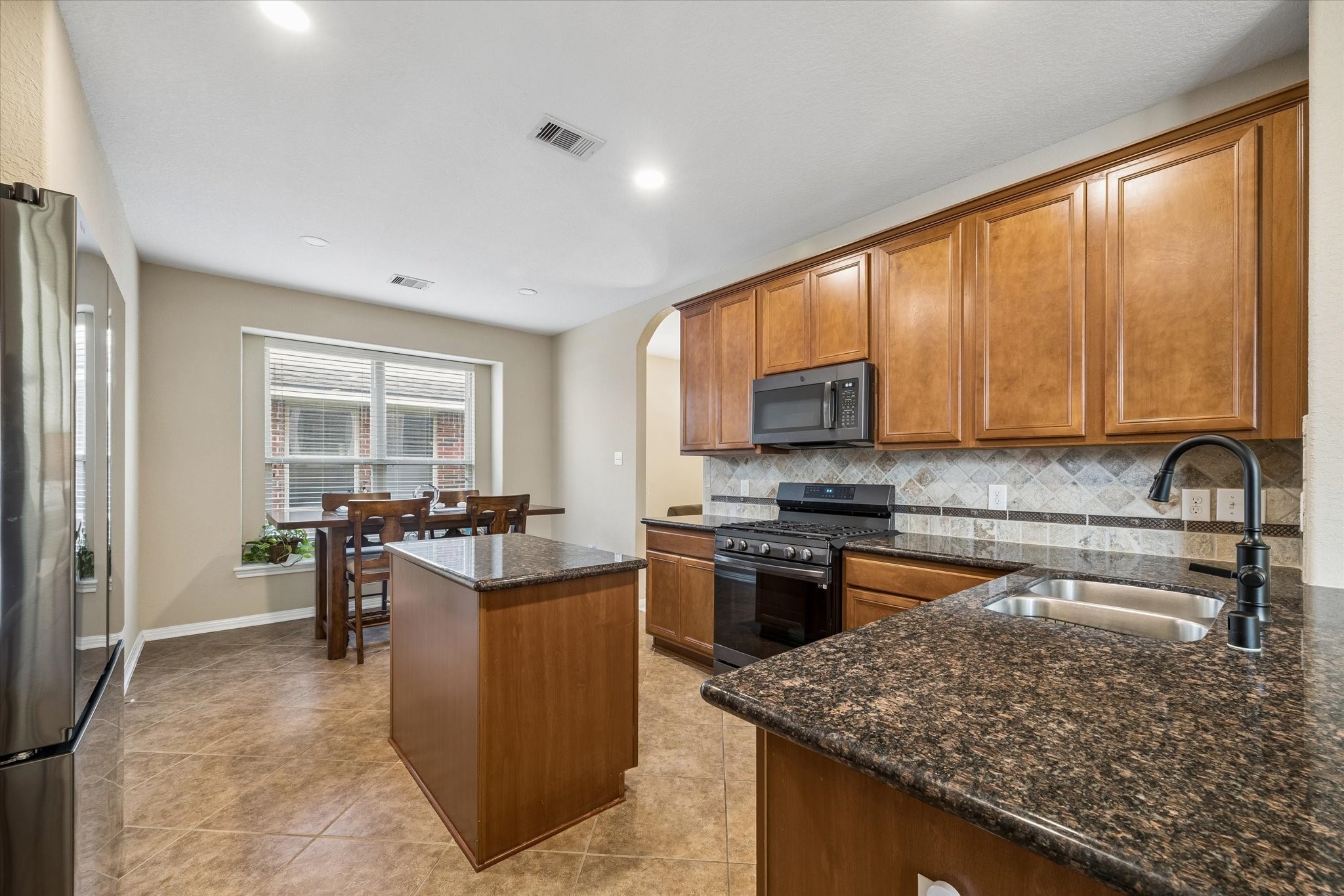 6127 Moran Crest Drive Property Photo 14