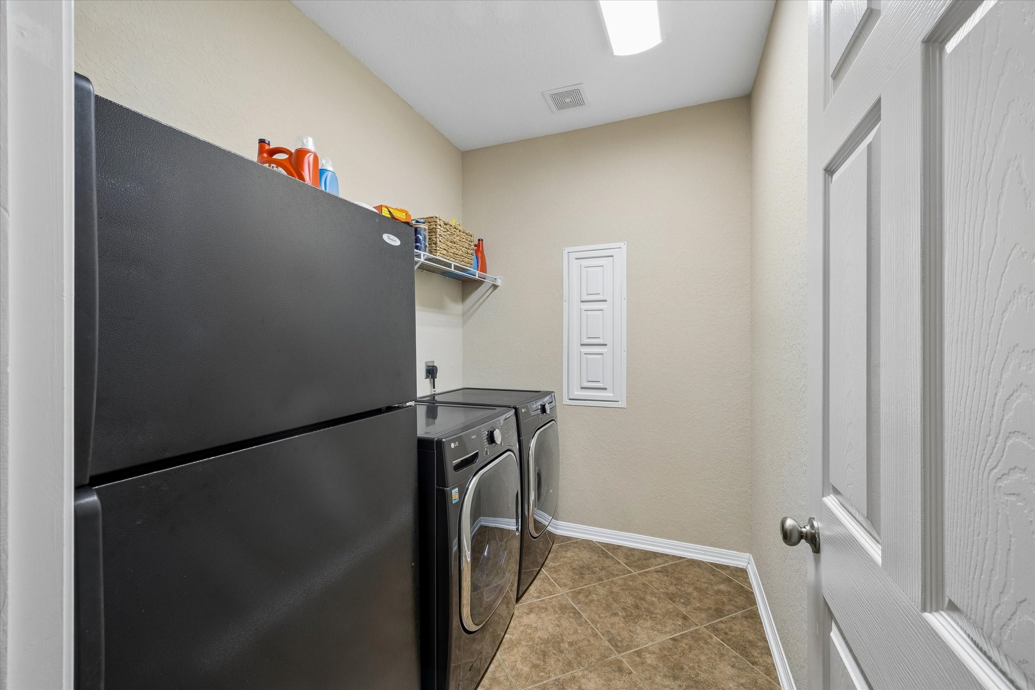 6127 Moran Crest Drive Property Photo 17